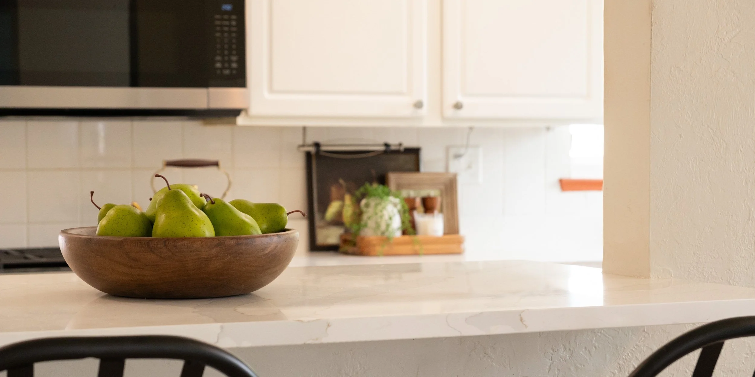 kitchen-counter-pear-bowl.jpg