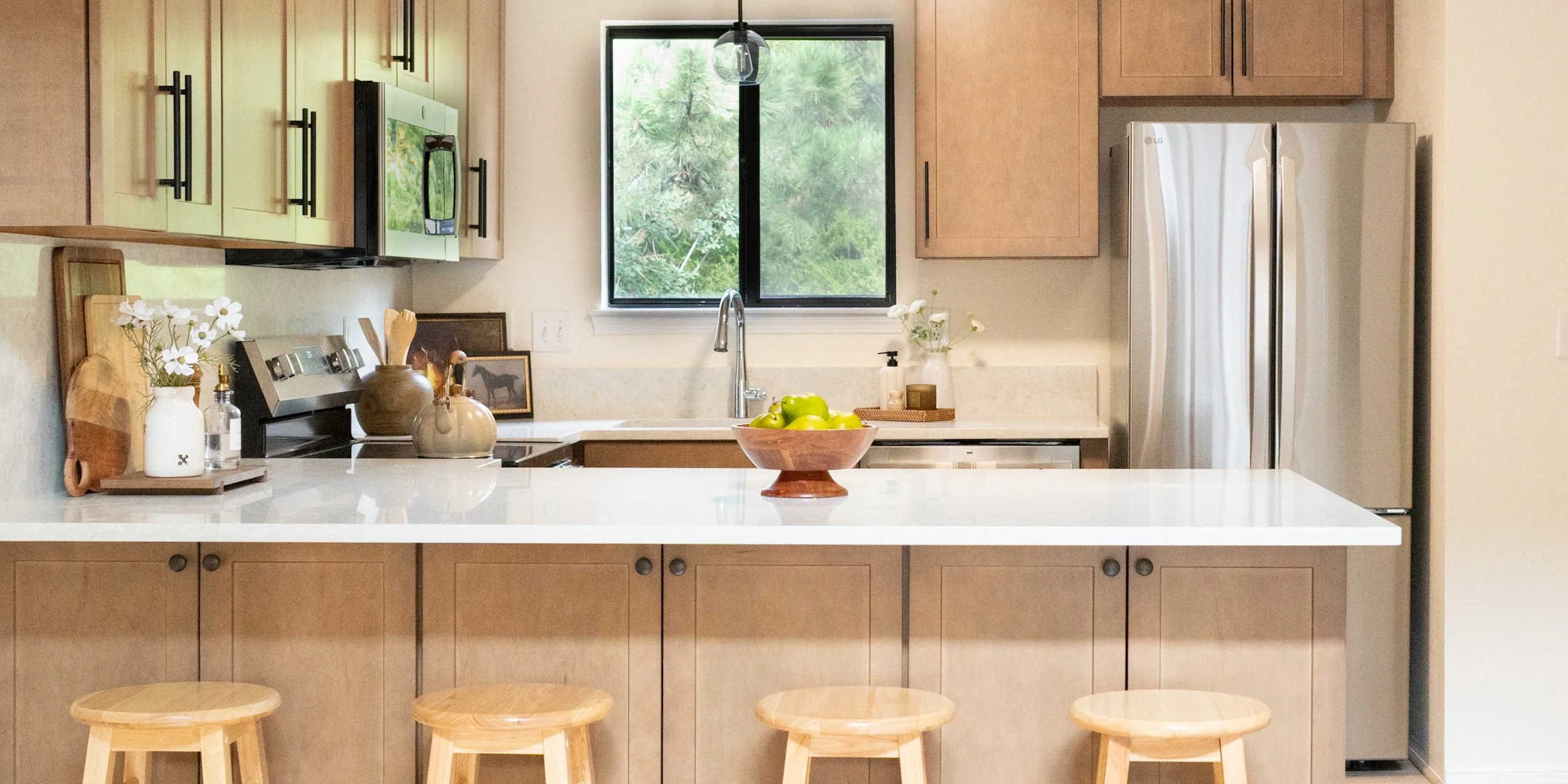 kitchen-wood-bar-stools.jpg