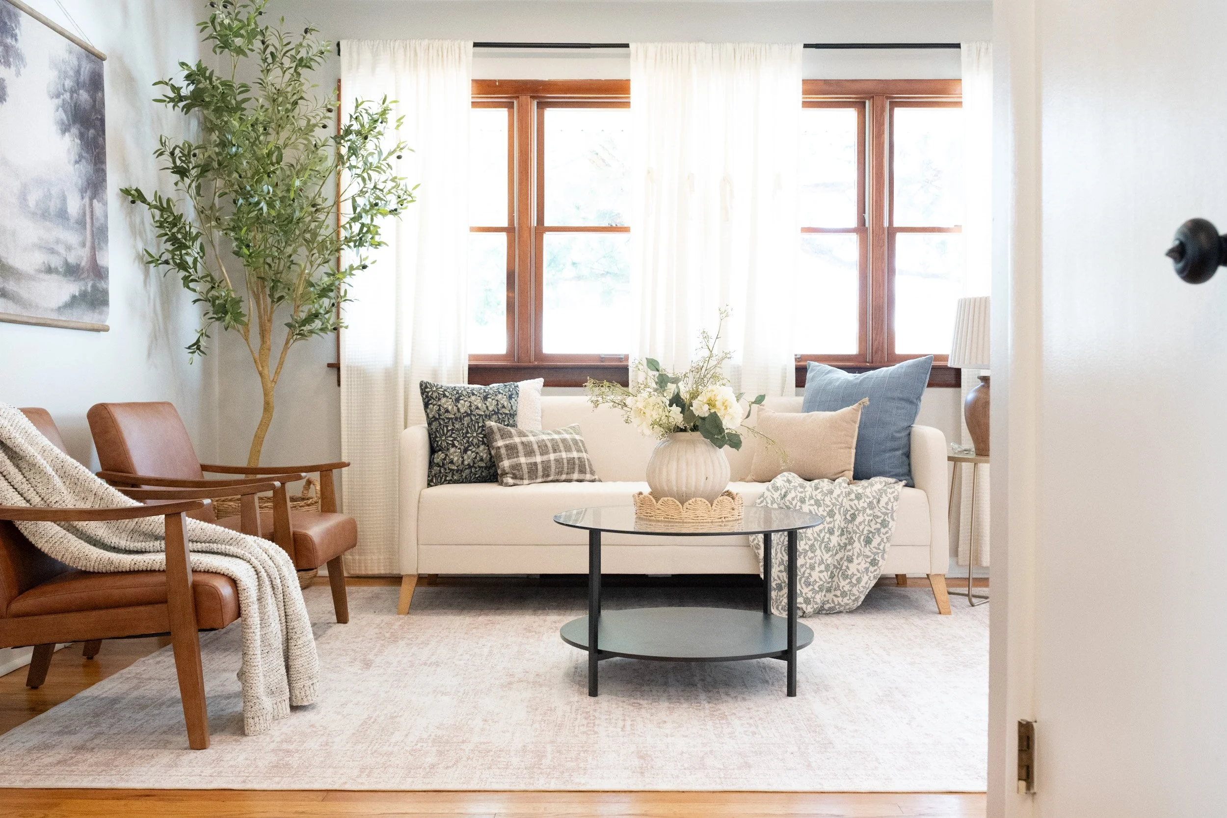 living-room-wood-trim.jpg