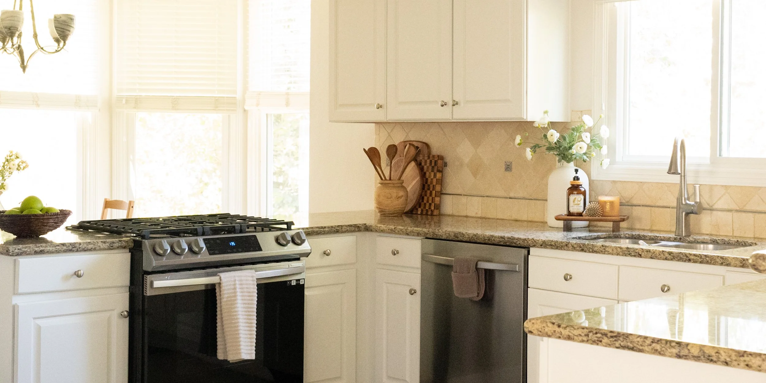 white-kitchen-granite-counters.jpg