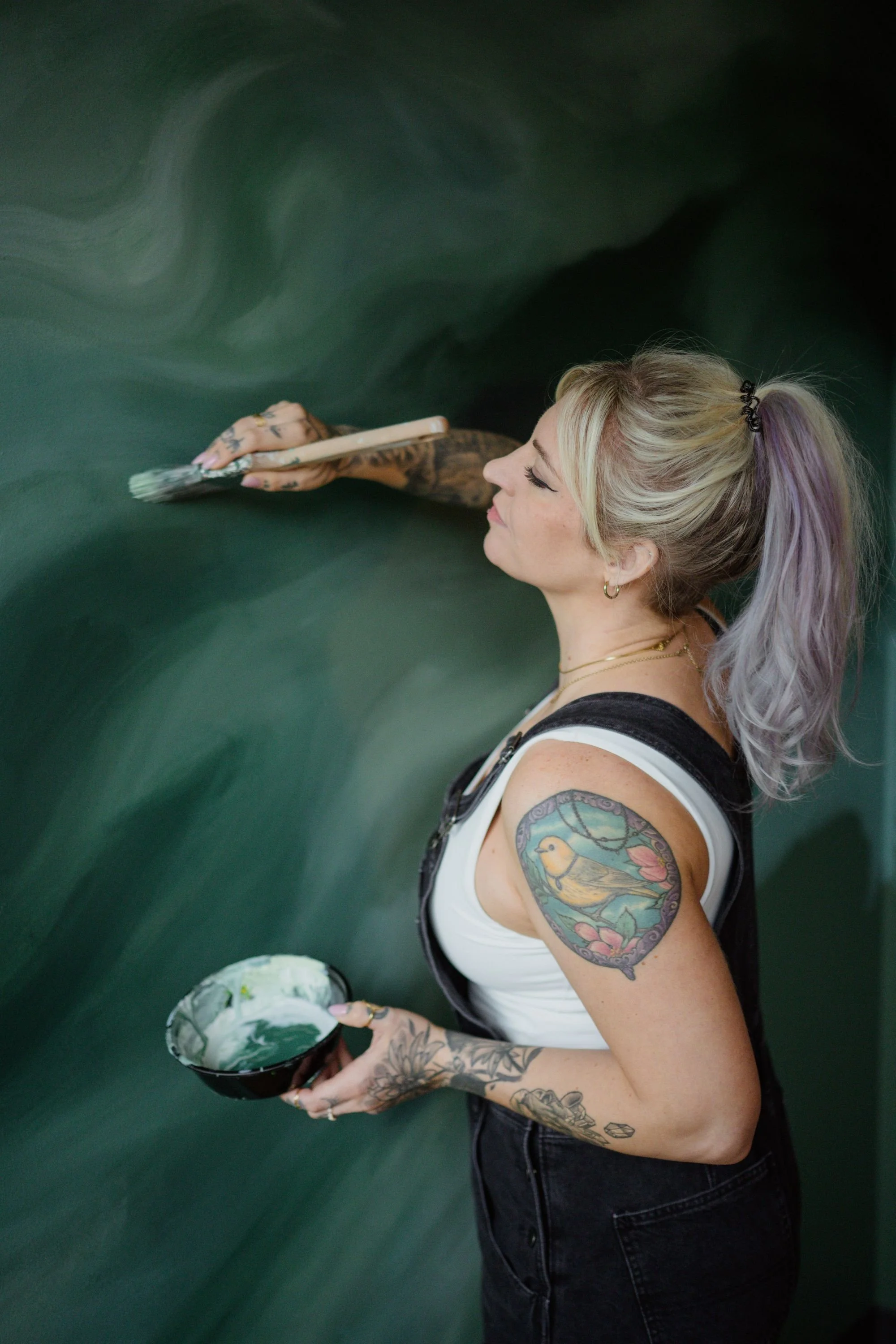 abstract mural painter