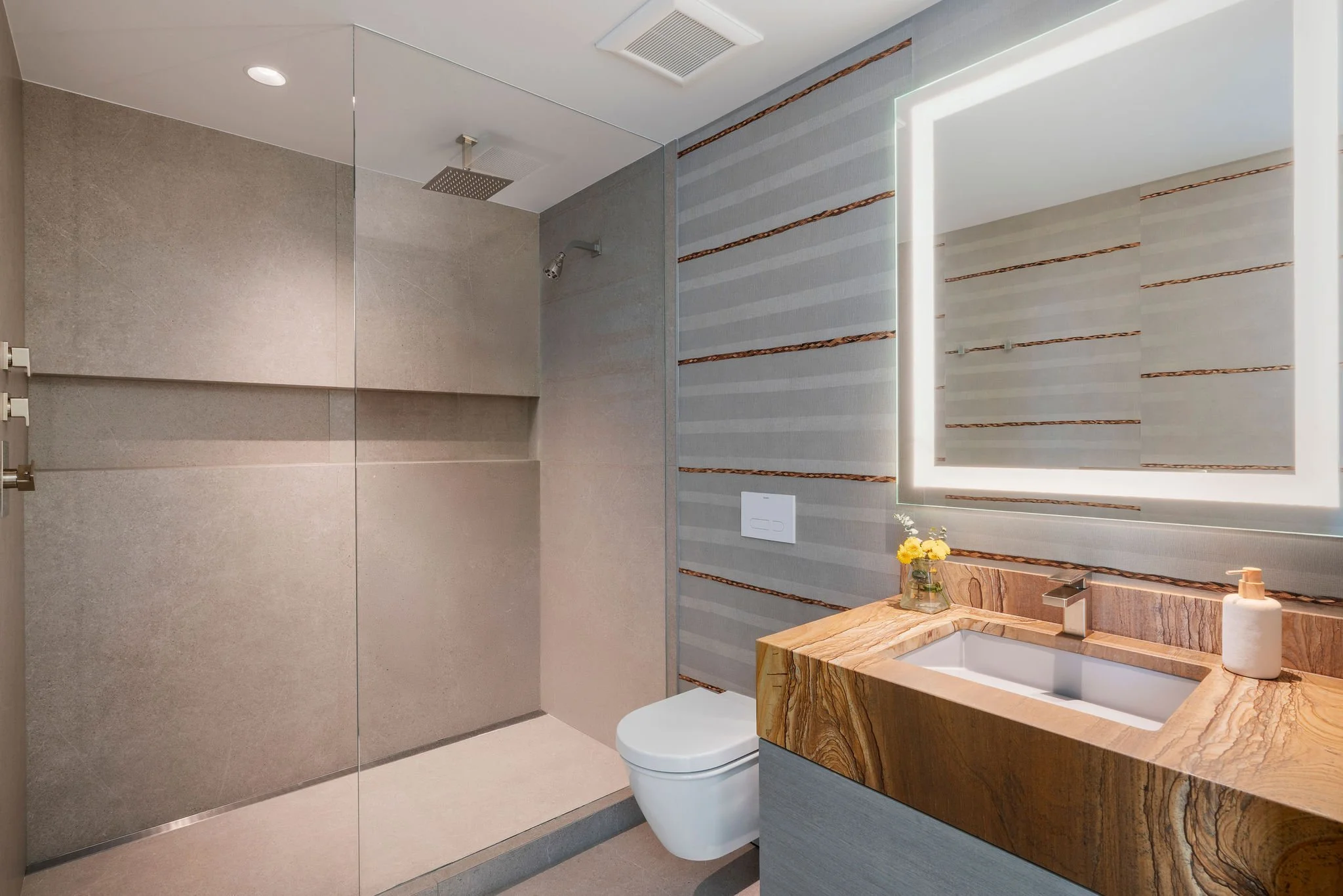 Guest Bath 2