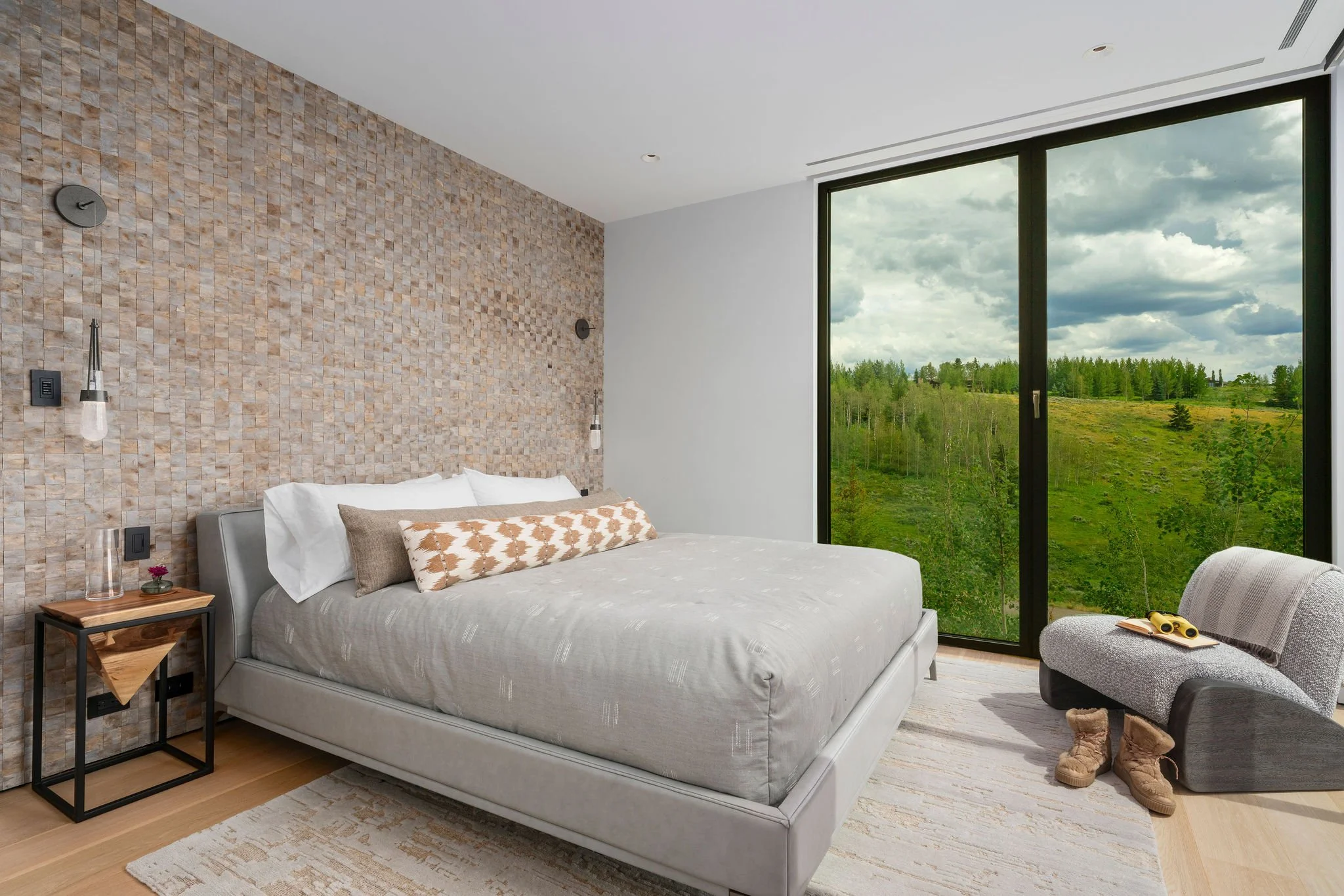 Guest Bedroom 4