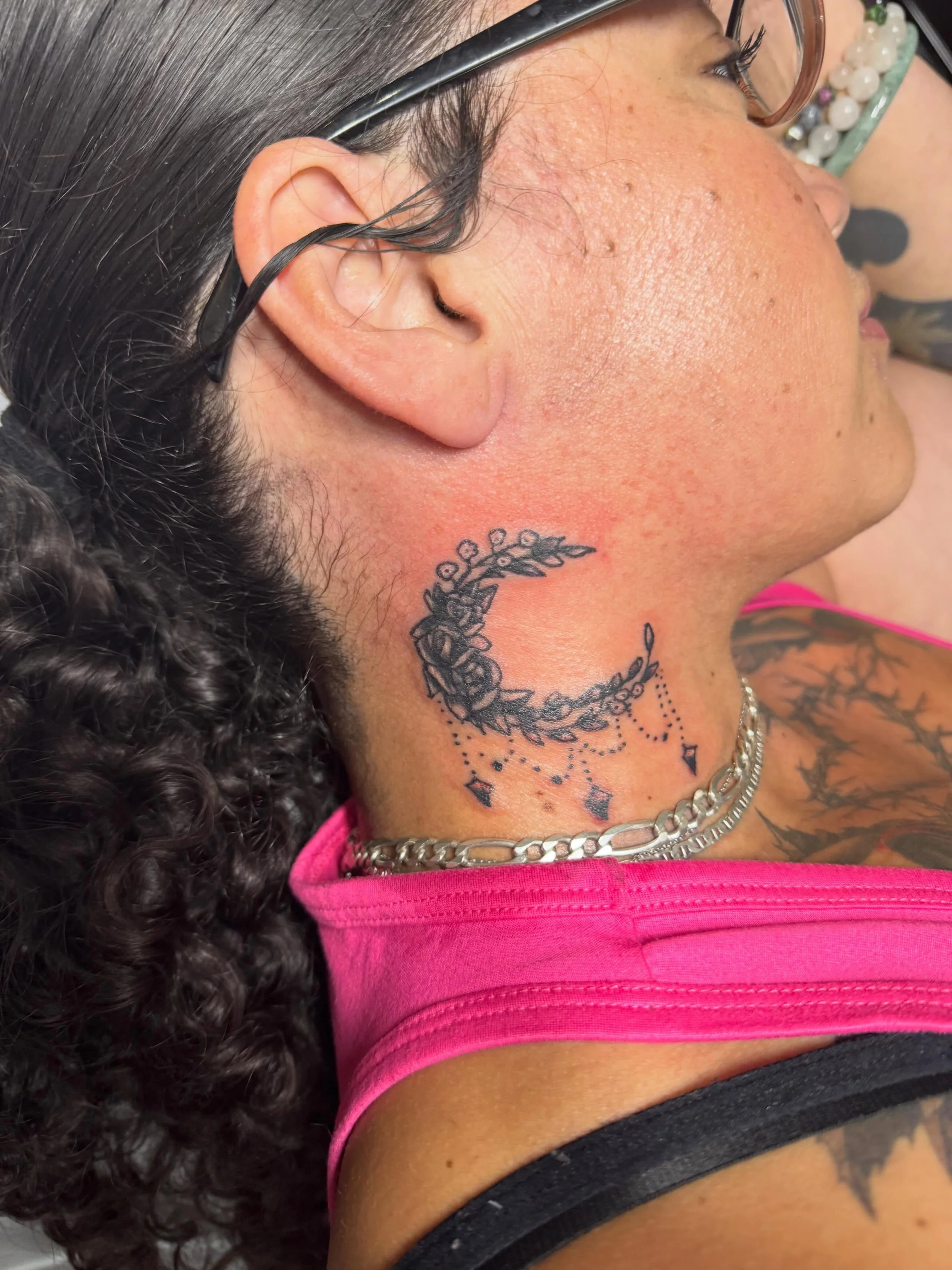 Fun off the walls and flash tattoos! As always shoot me a dm to book or use the following link to book a consultation with me! 
.
.
Consultation link; https://calendly.com/jazy_tatts/in-person-consultation-clone
.
.
#tattoos #tattoo #flash #flashtatt