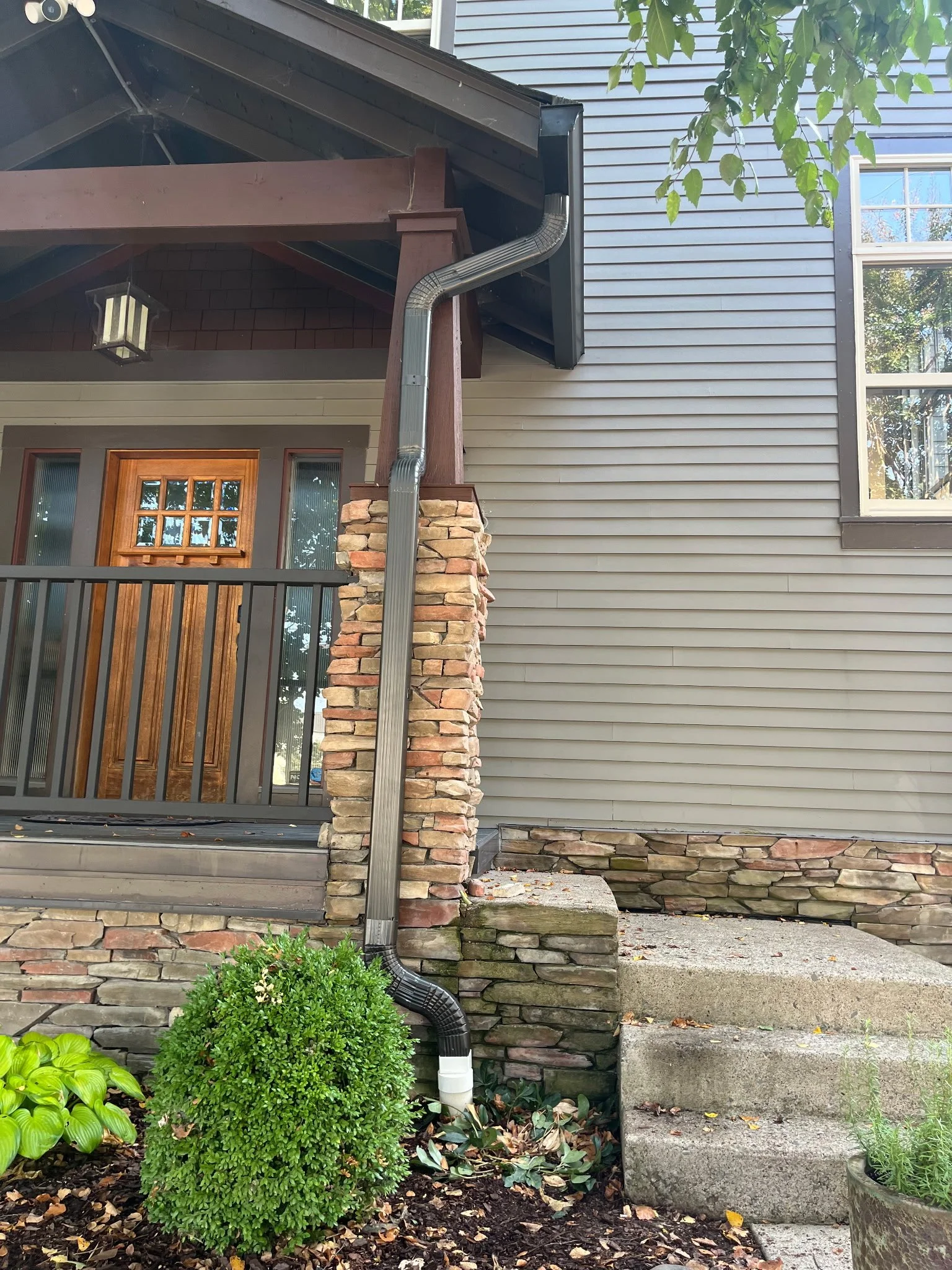 Freedom Gutters is your local source for seamless gutters in Middle Tennessee, offering gutter installation, replacement, repairs, gutter guards, downspouts, fascia, and soffit services. Dependable gutter solutions designed to protect your home