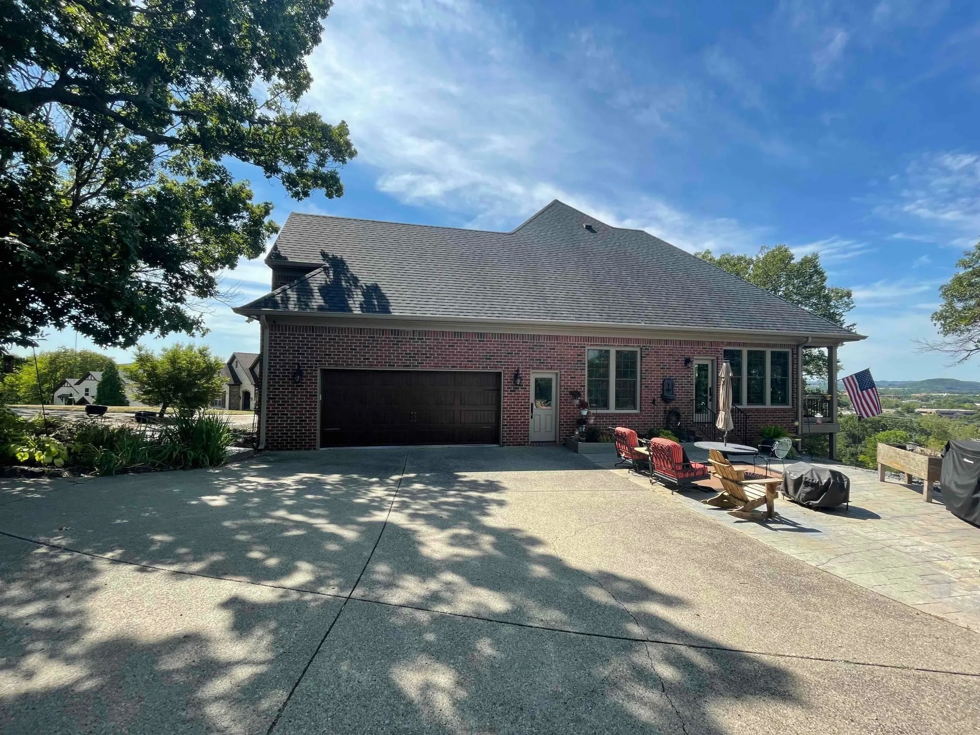 Freedom Gutters is your local source for seamless gutters in Middle Tennessee, offering gutter installation, replacement, repairs, gutter guards, downspouts, fascia, and soffit services. Dependable gutter solutions designed to protect your home