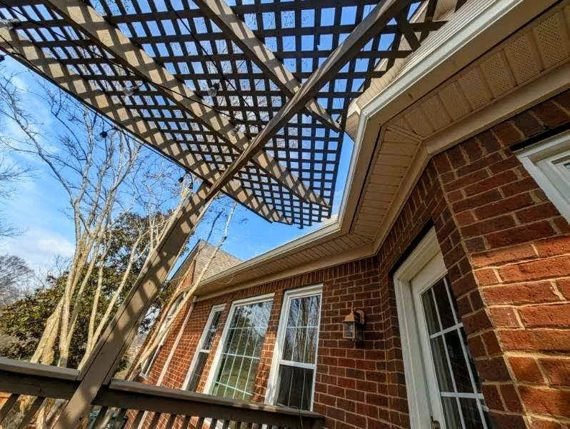 Freedom Gutters is your local source for seamless gutters in Middle Tennessee, offering gutter installation, replacement, repairs, gutter guards, downspouts, fascia, and soffit services. Dependable gutter solutions designed to protect your home