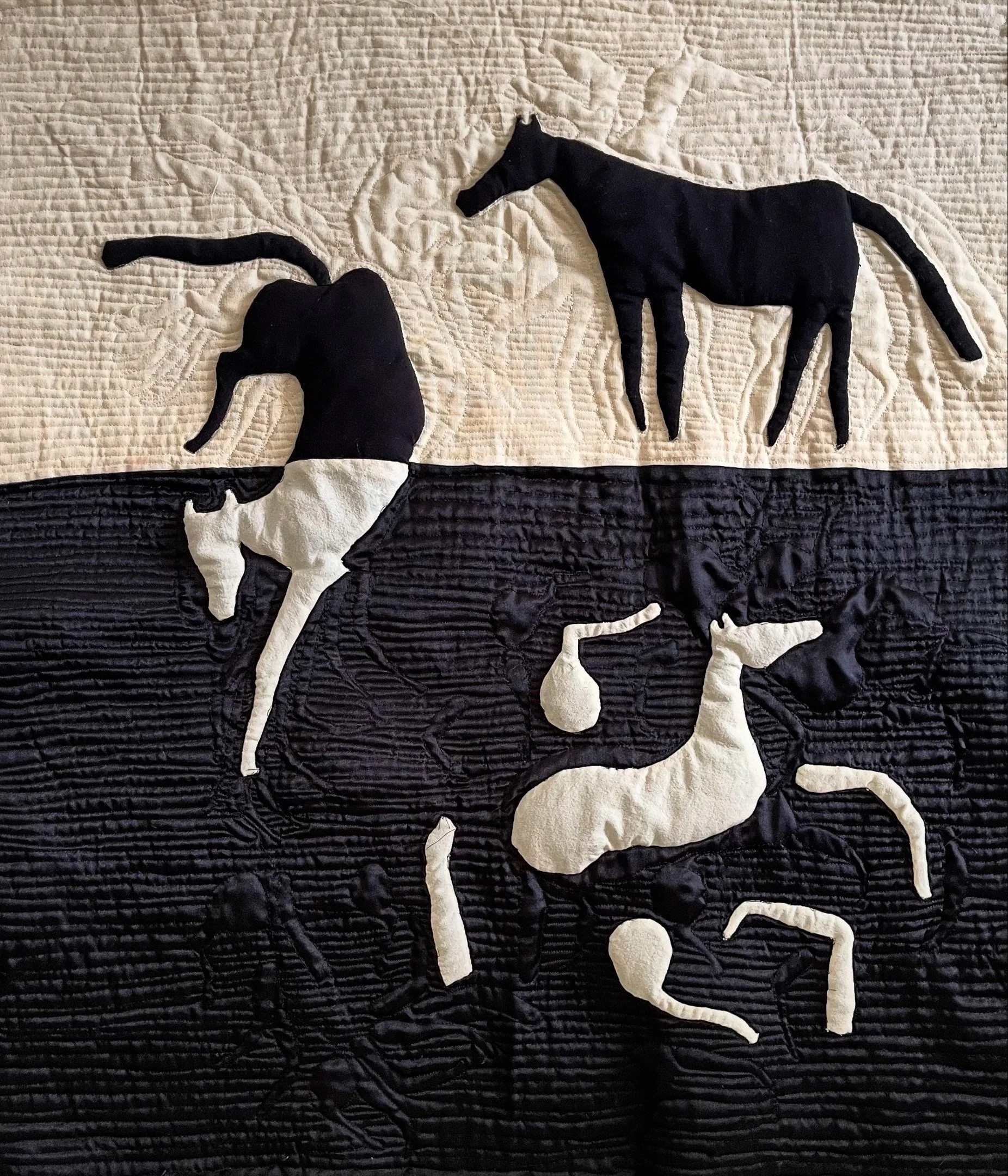 La caída -
Quilt y apliqué -
100x80 -
2024 