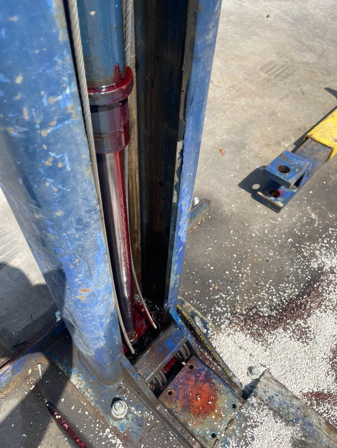 leaking hydraulic for nspections