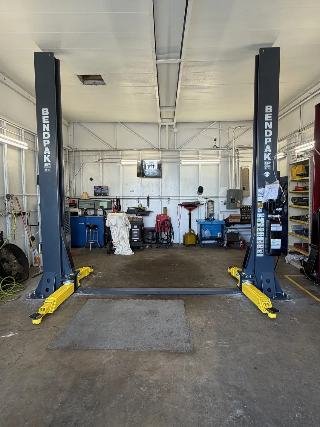 12k baseplate bendpak 2 post automotive lift install Tucson, Arizona