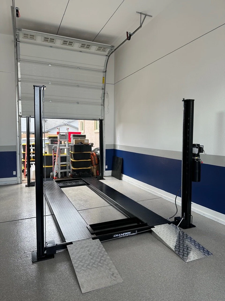 champion four post 8k automotive lift