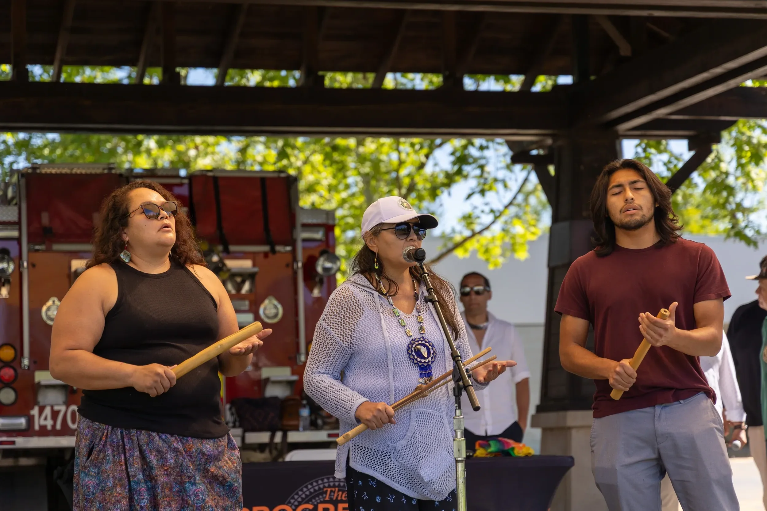 native-arts-festival-windsor-opening-blessing.webp