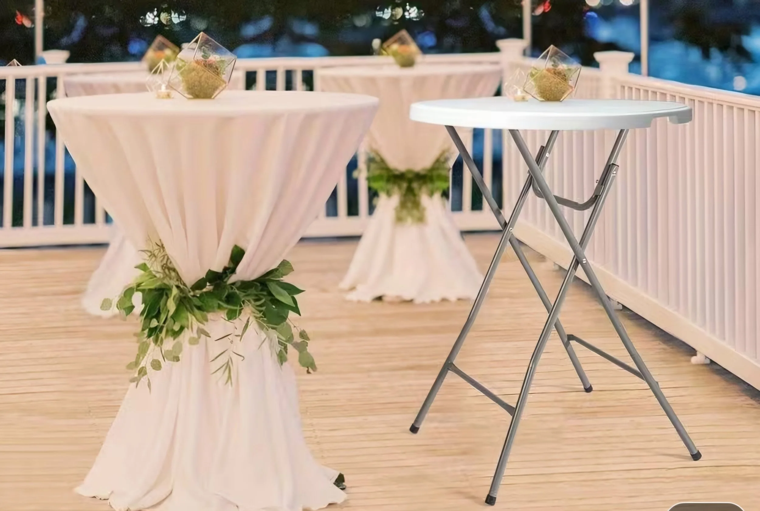 Cocktails Table