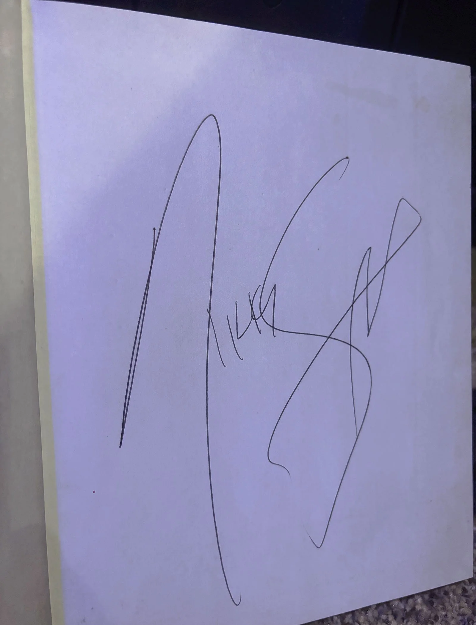 nikki_sixx_book_autograph.jpg