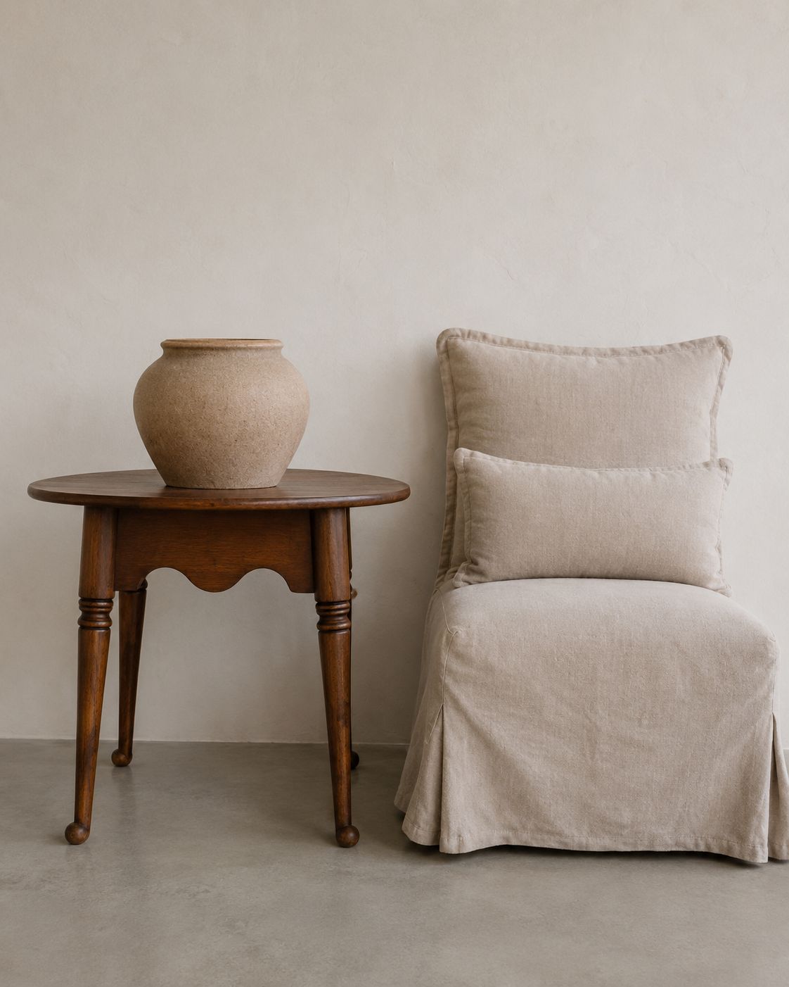 Claire Vintage Cottage Side Table