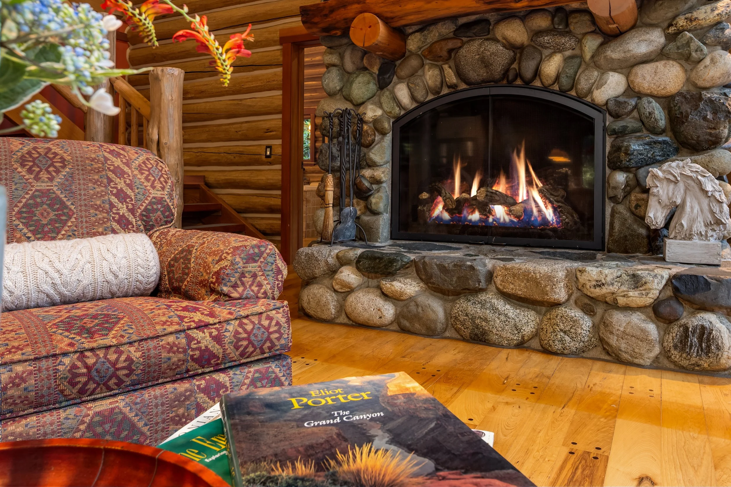 Brooks Creek - The Lodge (9).jpg