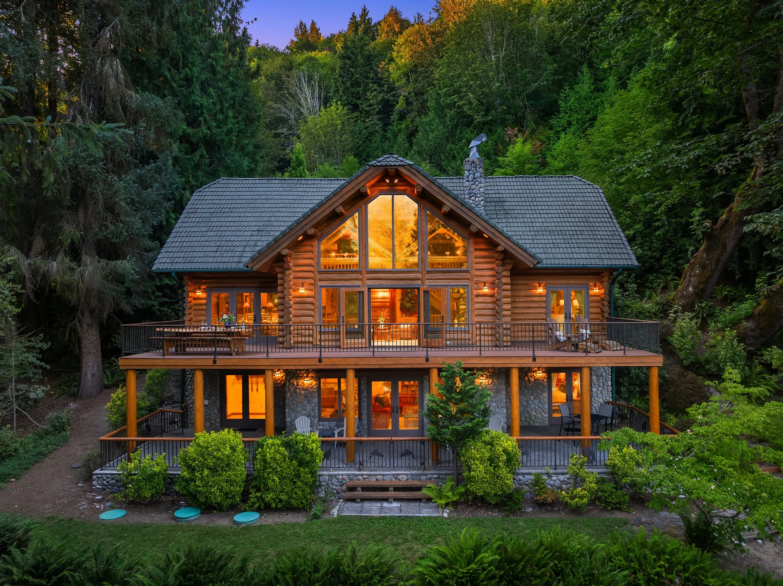 Brooks Creek - The Lodge (3).jpg