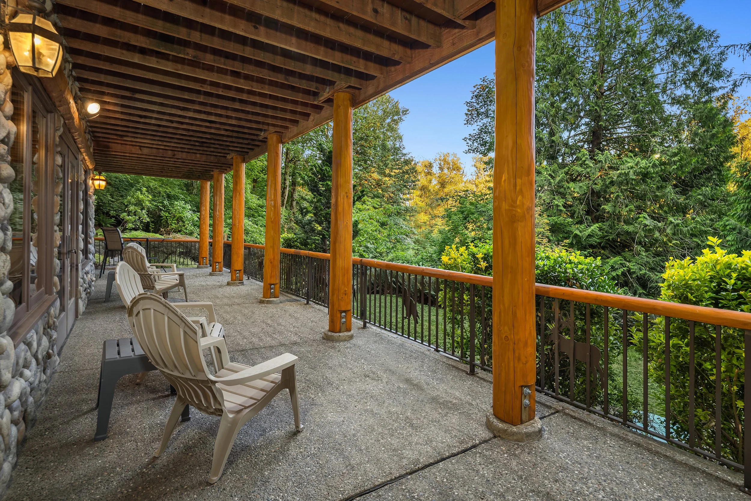 Brooks Creek - The Lodge (31).jpg