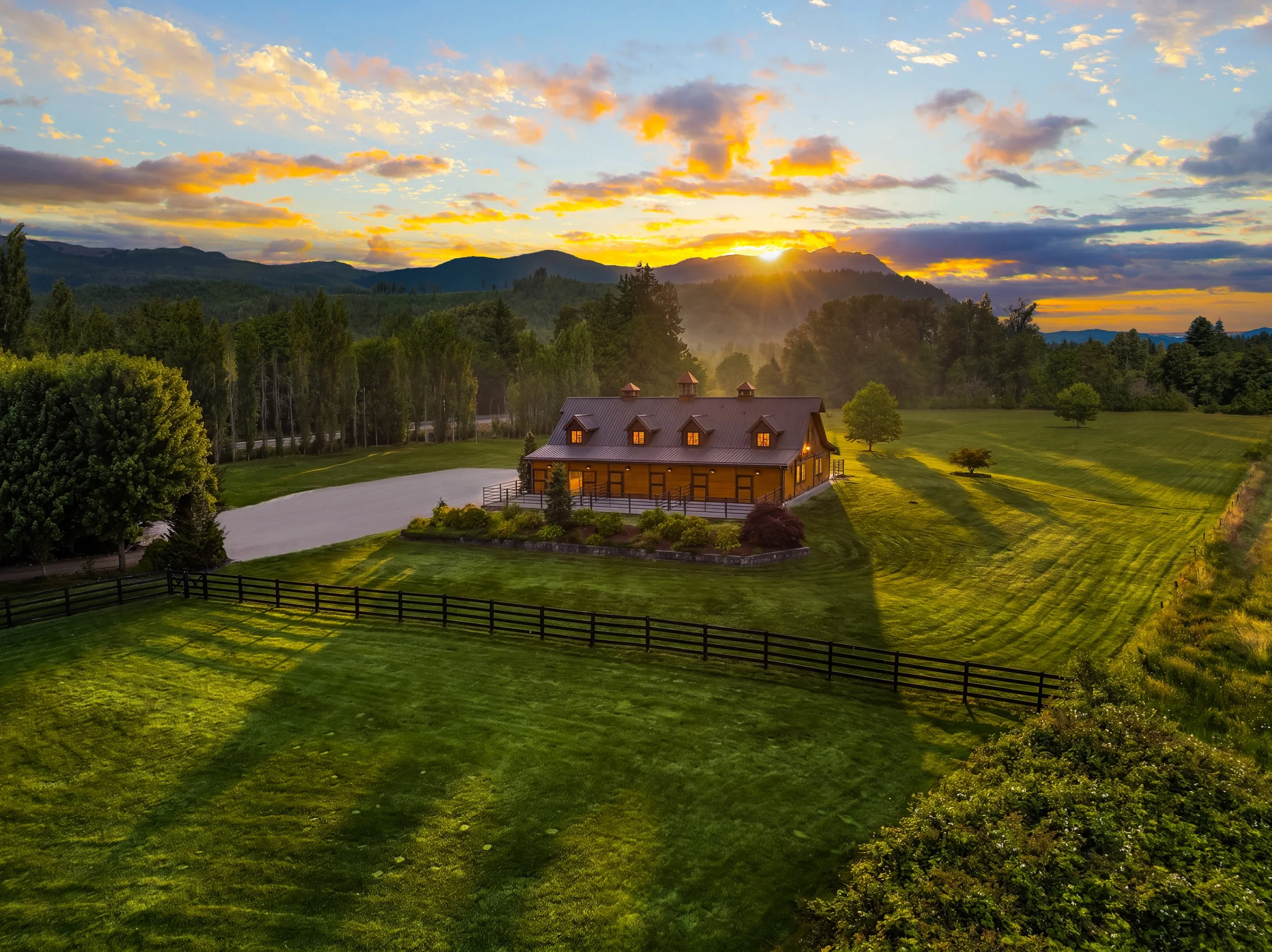 THE FARM - TWILIGHT (5).jpg