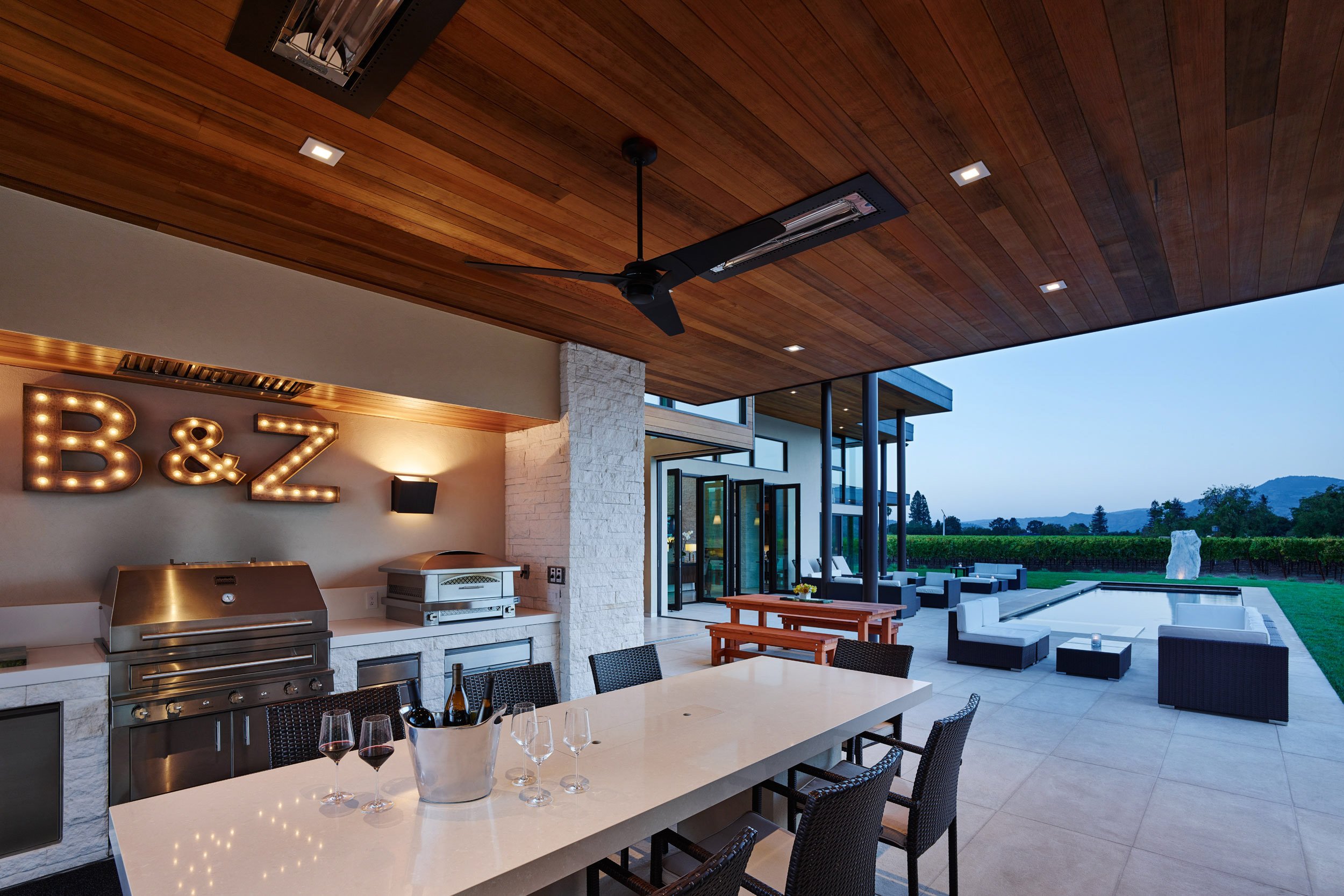 Modern-2-Napa-Valley--slide-7@2x--Taylor-Lombardo-Architects.jpg
