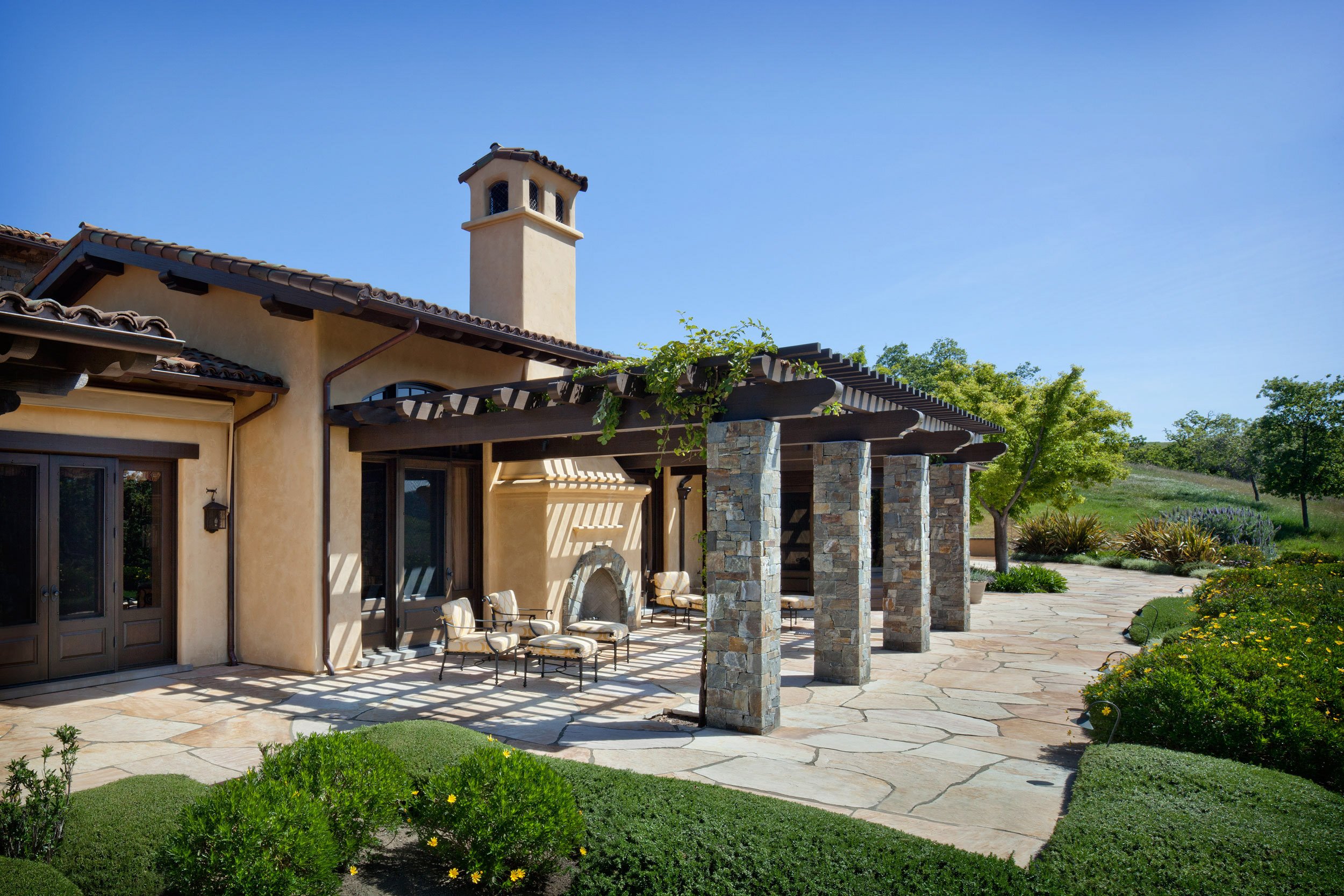 Spanish-Carmel-Valley--slide-4@2x--Taylor-Lombardo-Architects.jpg