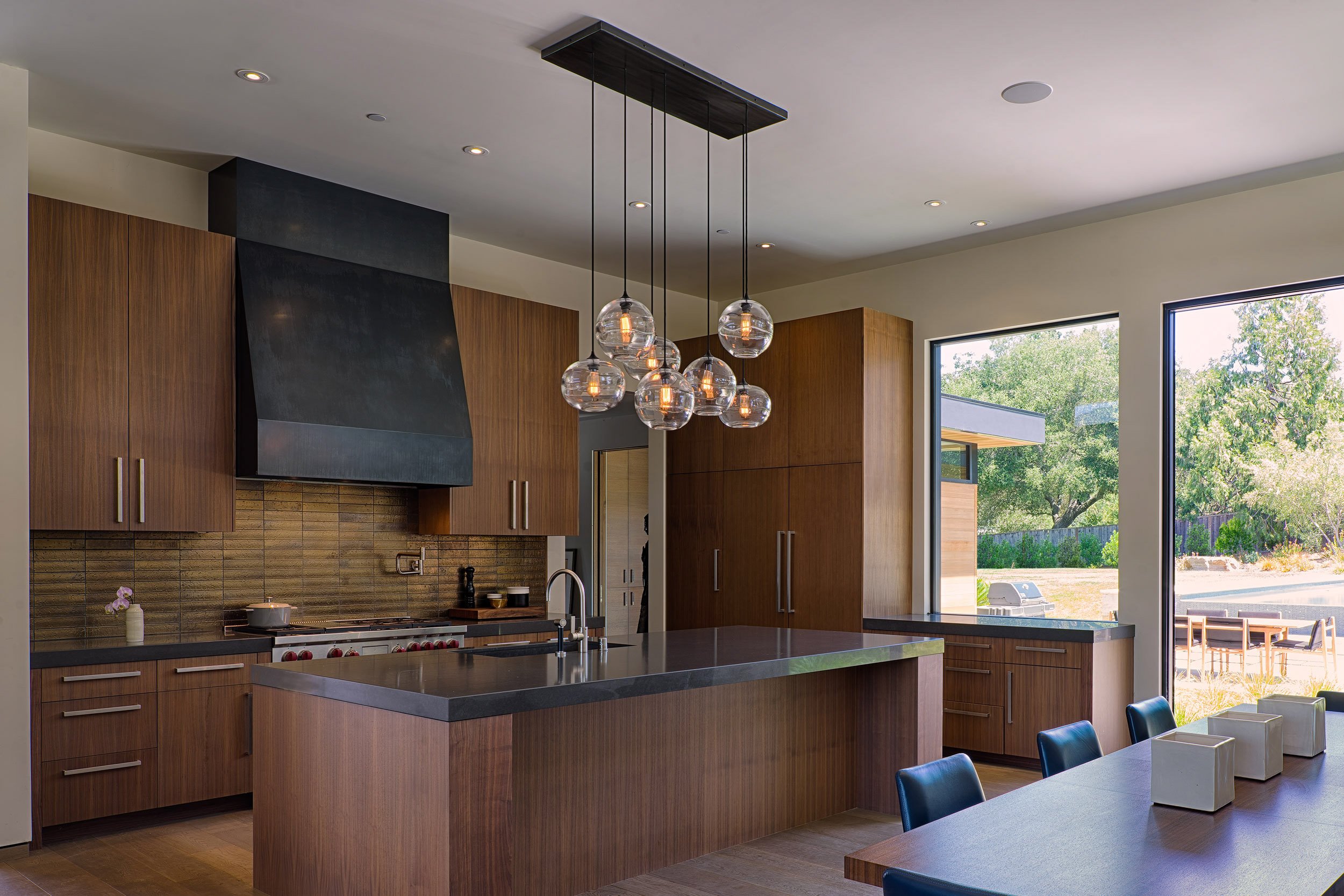Modern-4-Woodside--slide-4@2x--Taylor-Lombardo-Architects.jpg
