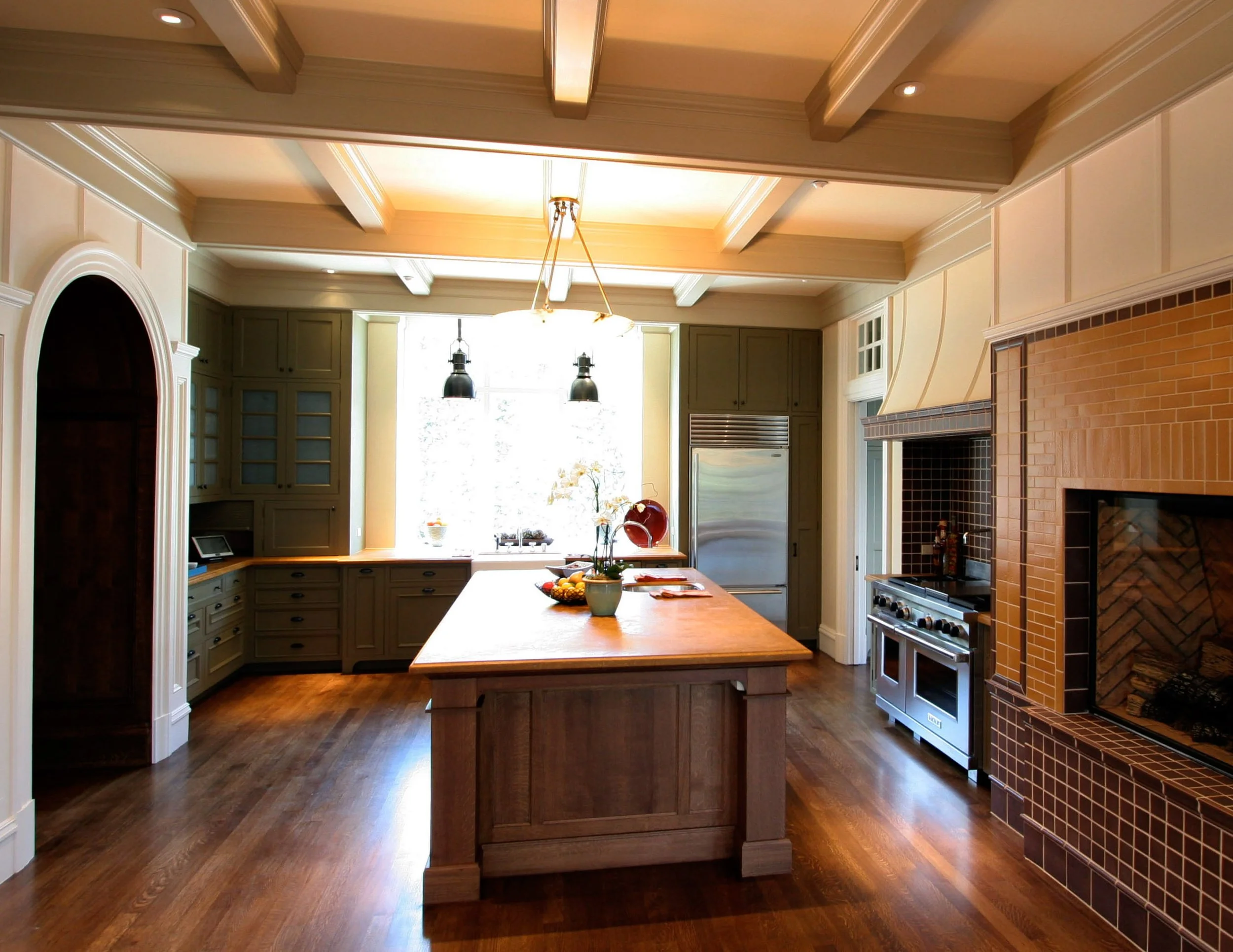 Craftsman-2-San-Francisco--int-kitchen--Taylor-Lombardo-Architects.jpg
