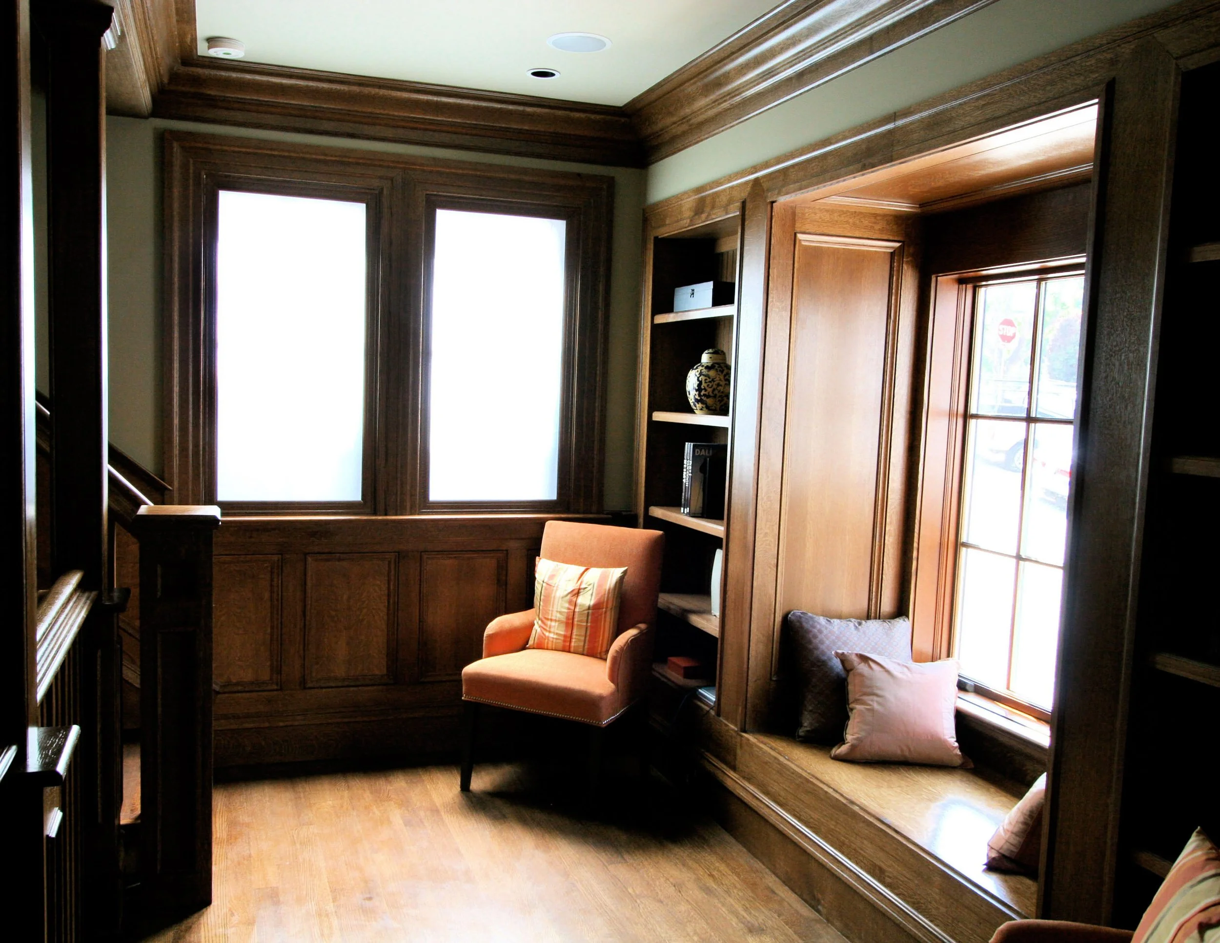Craftsman-2-San-Francisco--int-landing--Taylor-Lombardo-Architects.jpg
