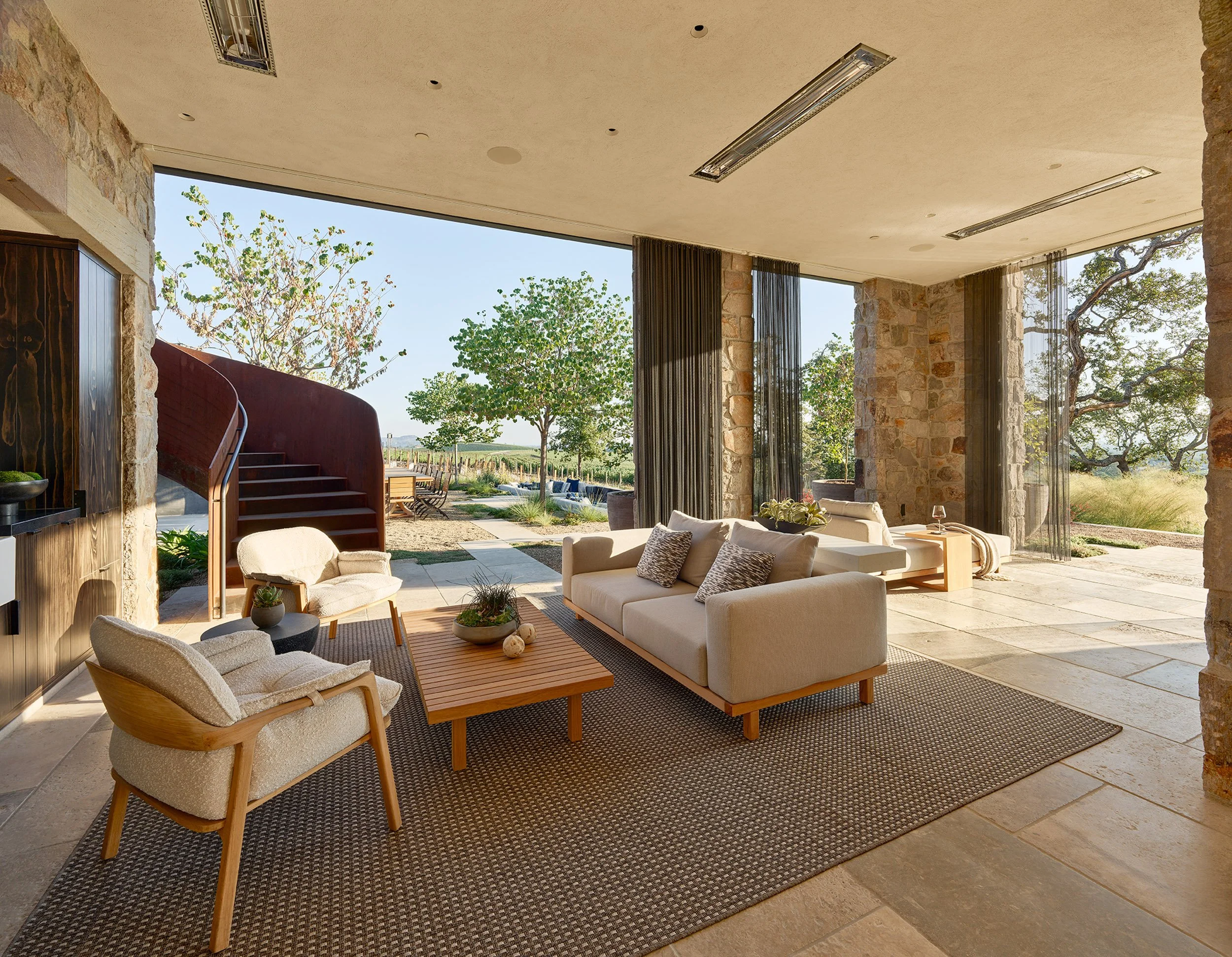 Transitional-1-Napa-Valley--RoyEstate-21--Taylor-Lombardo-Architects.jpg