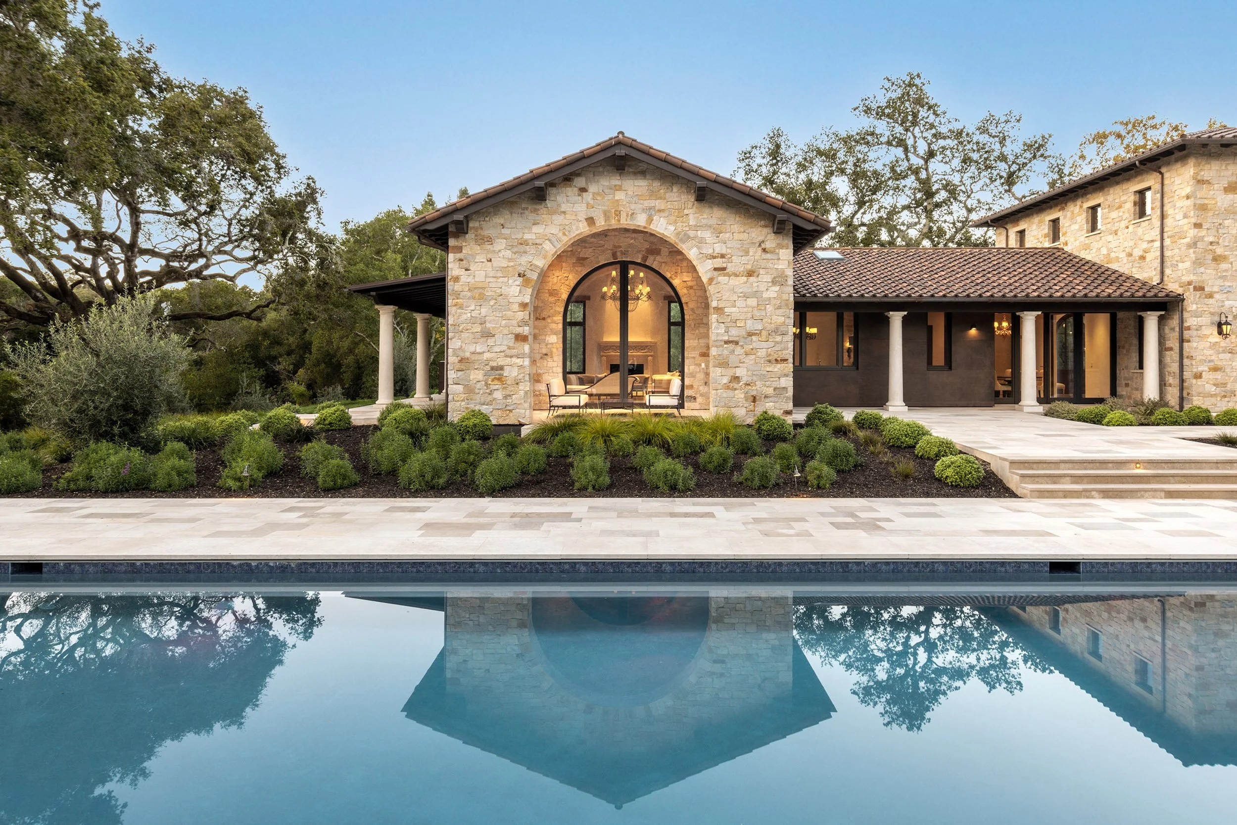 Mediterranean-2-Woodside--TL-BRL-12--Taylor-Lombardo-Architects.jpg
