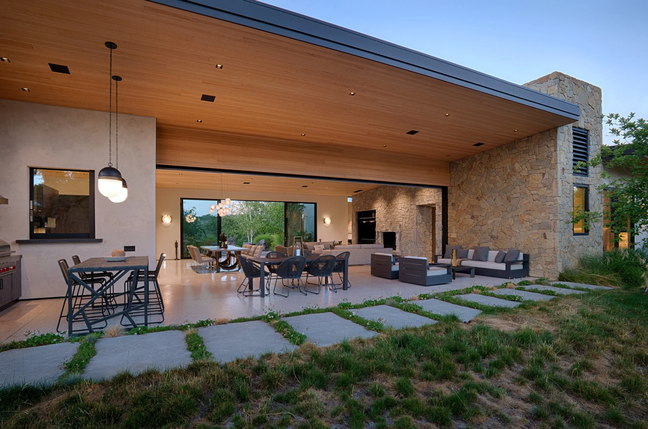 Modern-6-Sonoma--DSC-6804--Taylor-Lombardo-Architects.jpg