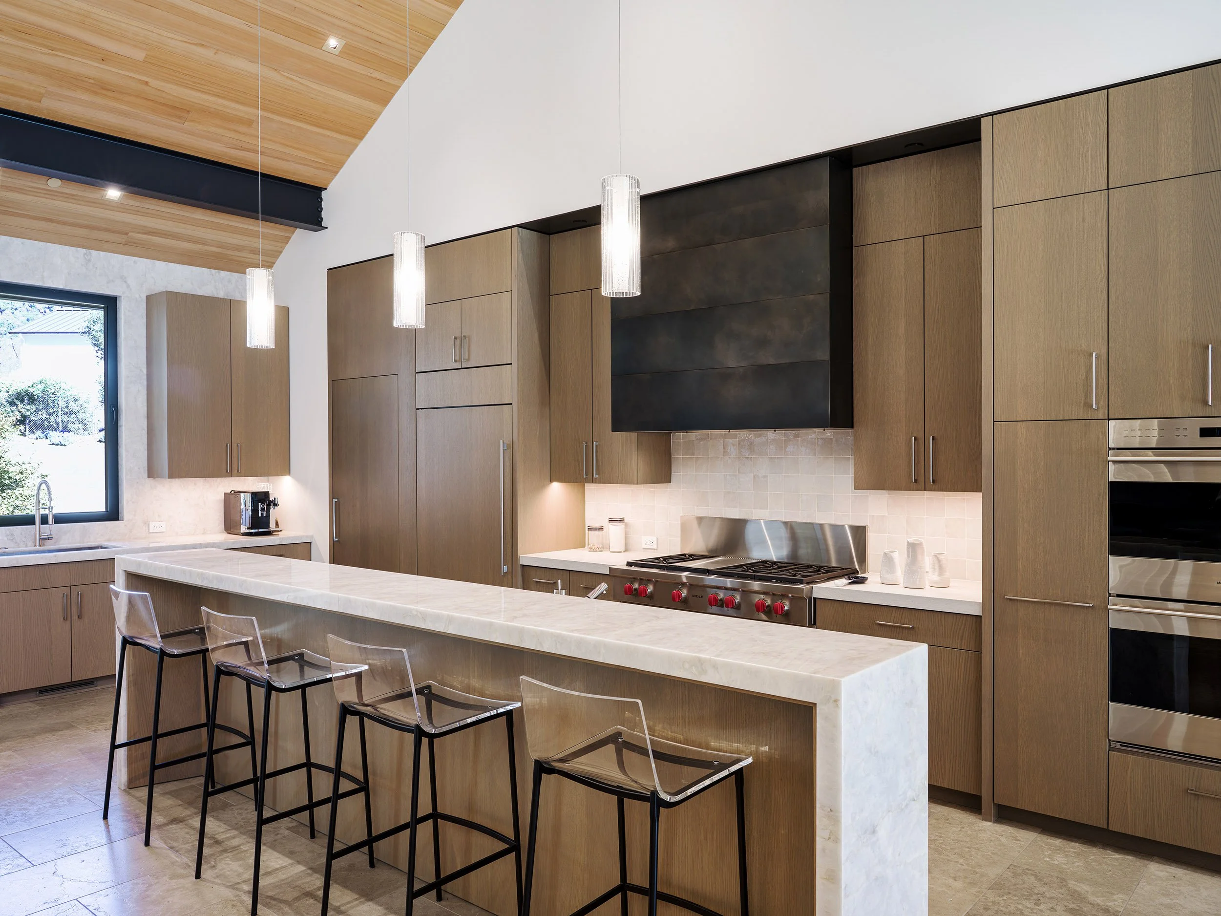 Transitional-3-Napa-Valley--Kitchen--Taylor-Lombardo-Architects.jpg