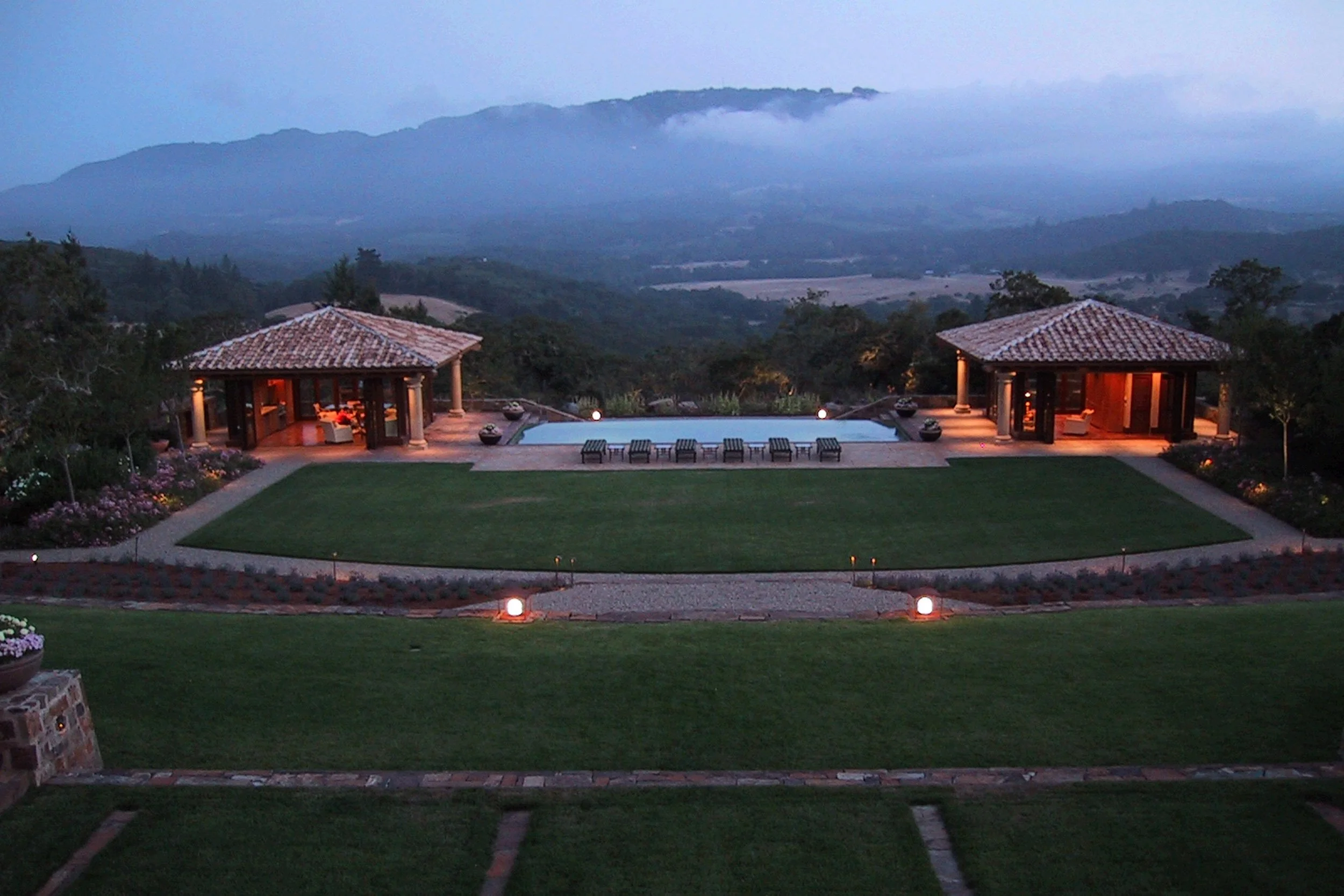 Tuscan-Villa-Sonoma--slide-5@2x--Taylor-Lombardo-Architects.jpg