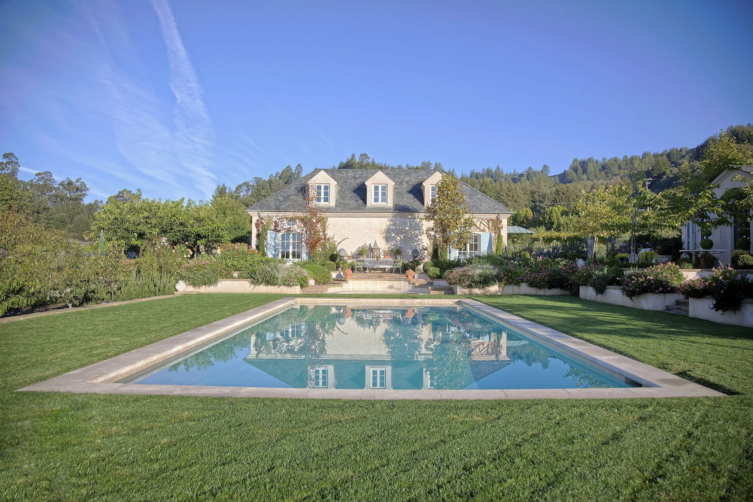 French-2-Santa-Cruz--slide-4@2x--Taylor-Lombardo-Architects.jpg