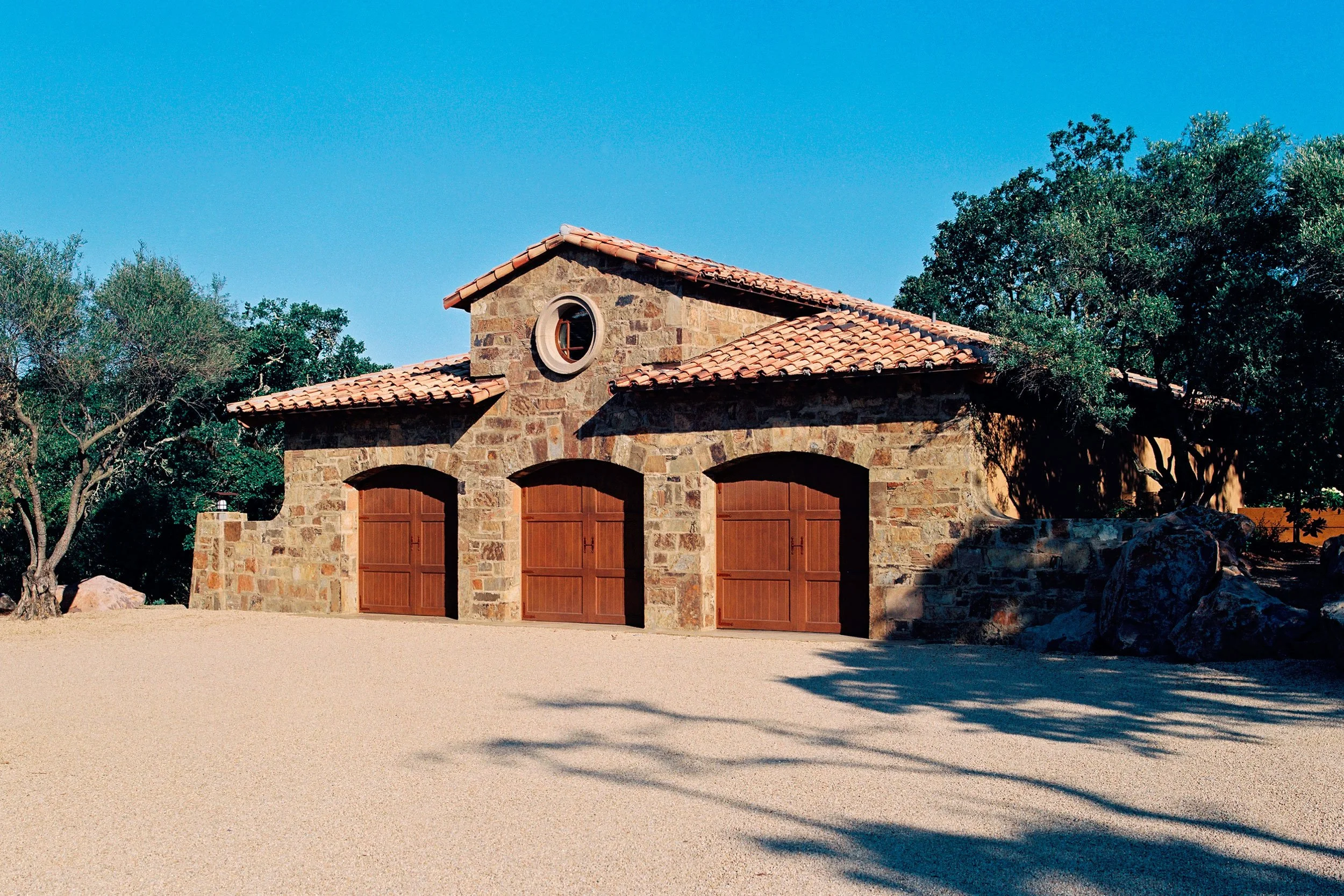 Tuscan-Villa-Sonoma--slide-8@2x--Taylor-Lombardo-Architects.jpg