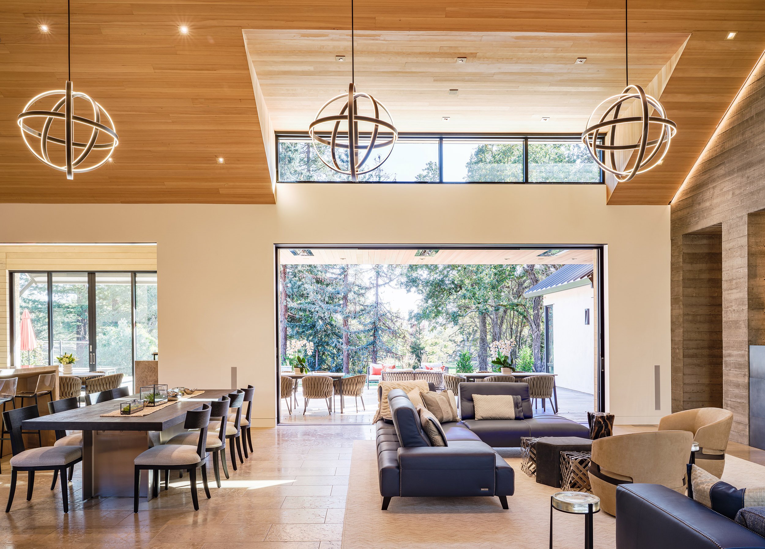 Transitional-3-Napa-Valley--Living-Diningroom-01--Taylor-Lombardo-Architects.jpg
