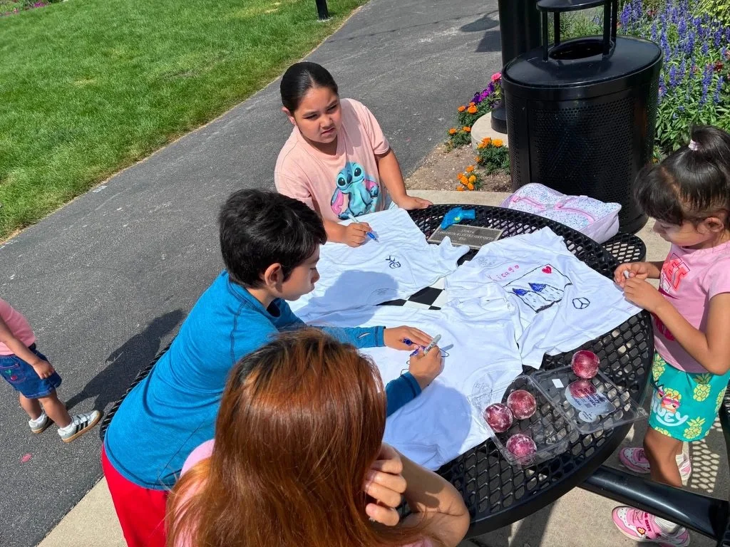 Campers creating T-Shirts