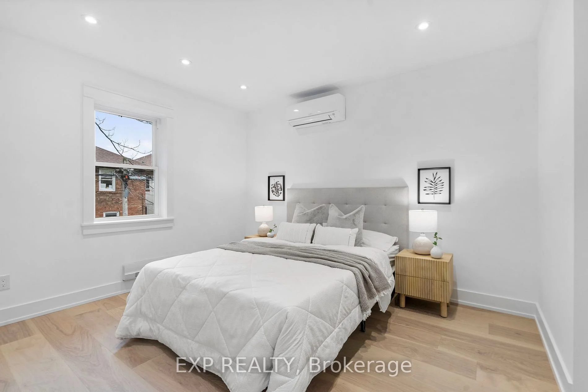 26 Glen Manor Dr 7.jpg