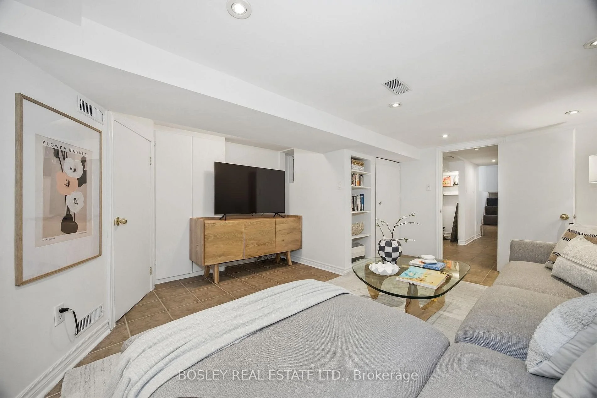 118 Mountjoy Ave 11.jpg