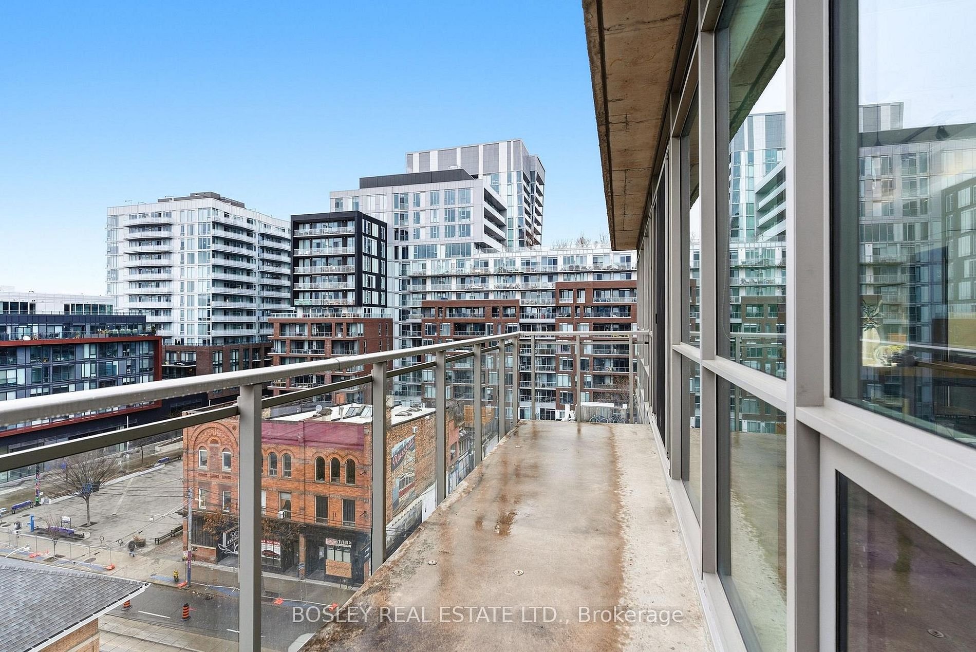 630 Queen St E 708 9.jpg