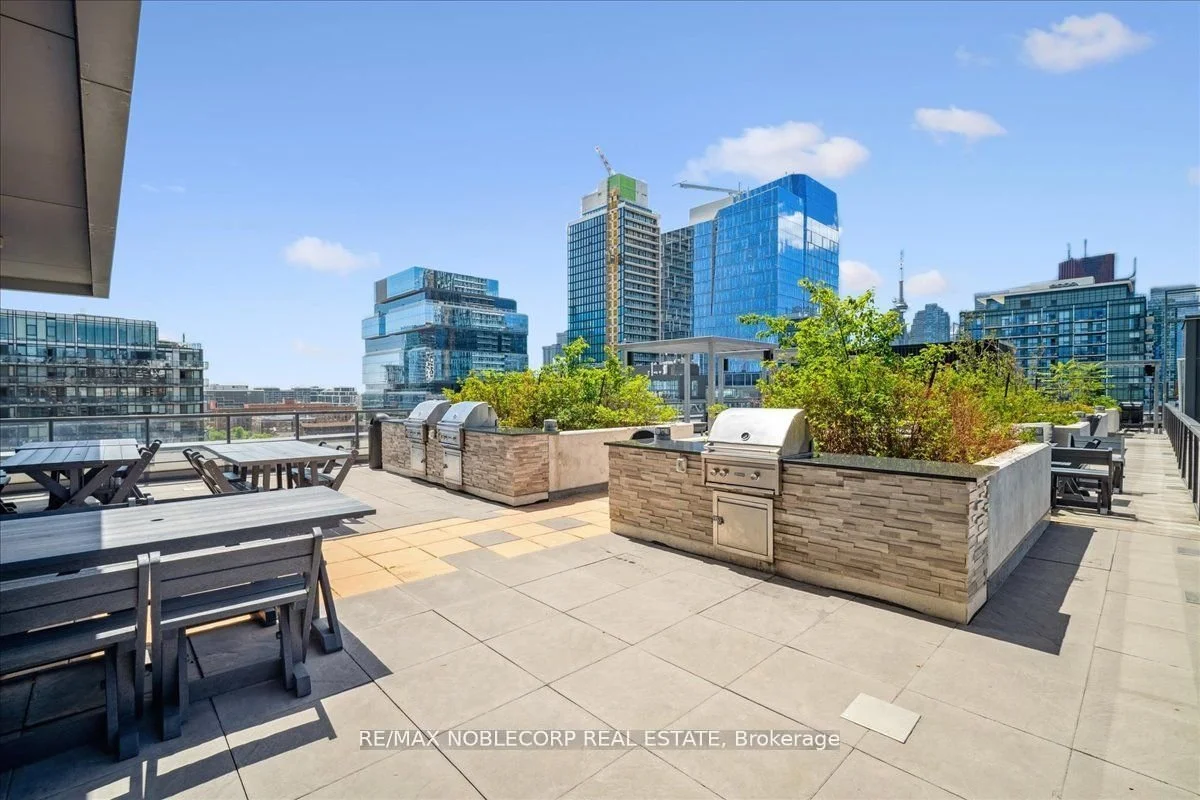 120 Parliament St 607 10.jpg
