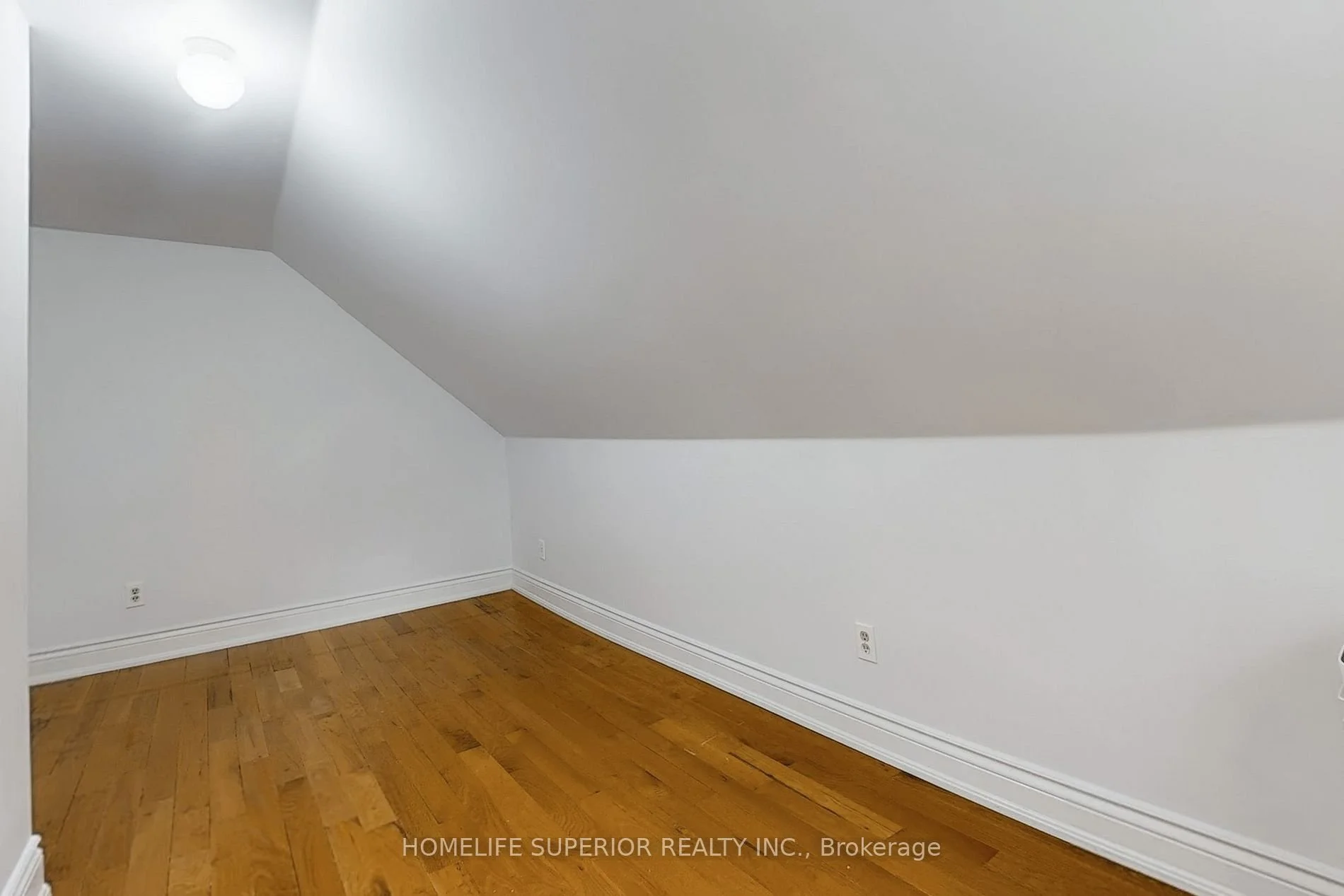 17 Mitchell Ave 9.jpg
