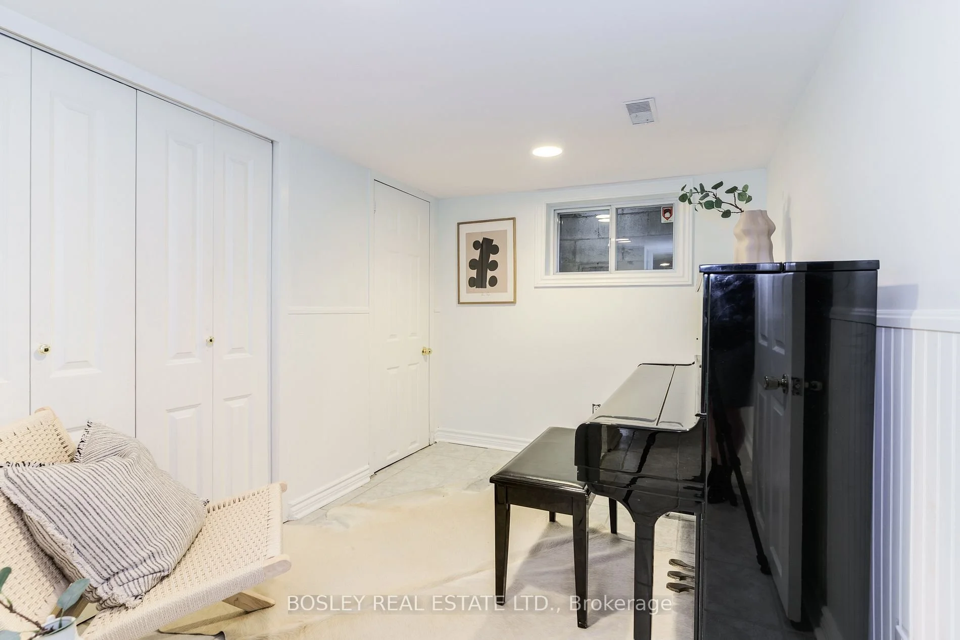 90 Walpole ave 13.jpg