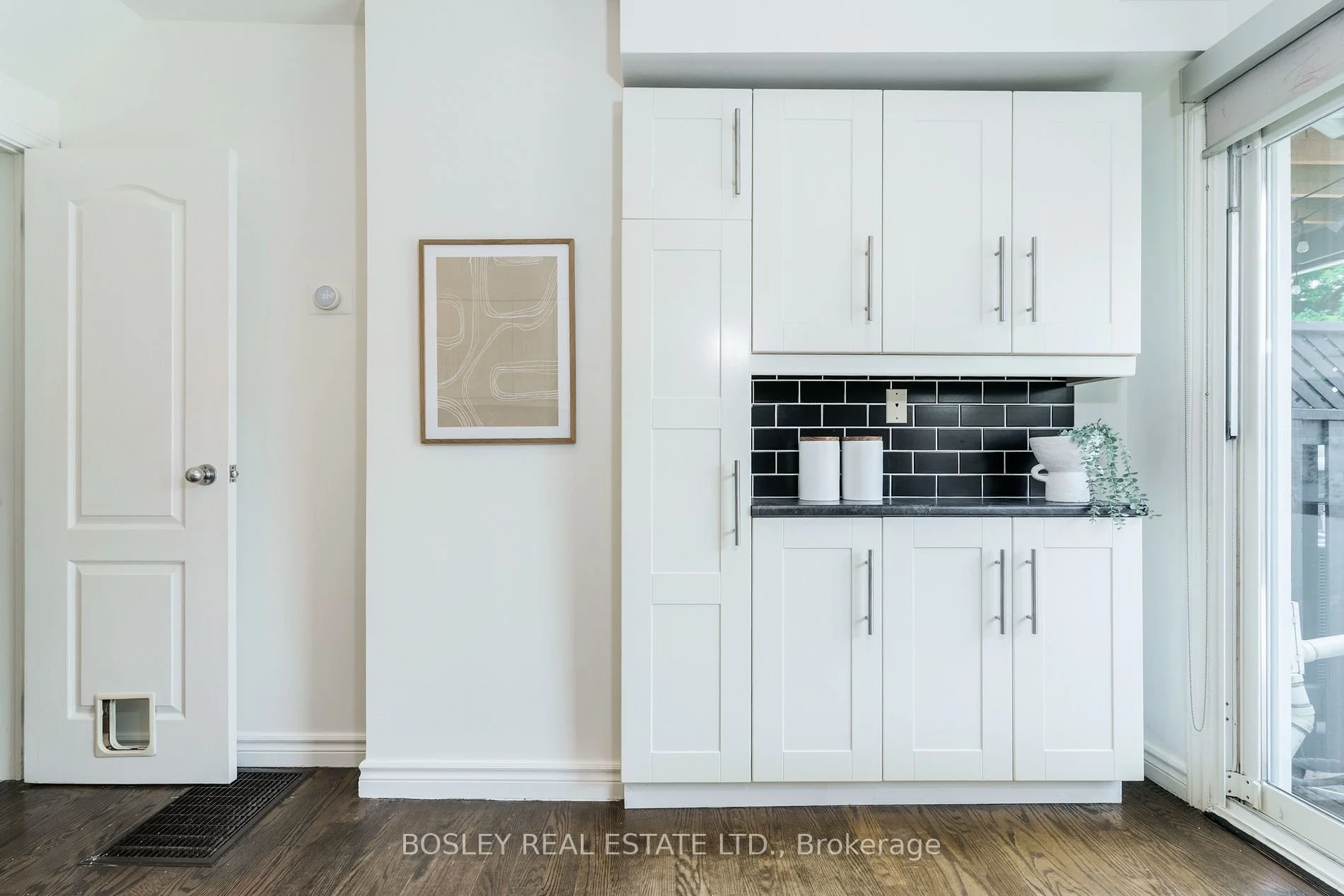 90 Walpole ave 6.jpg