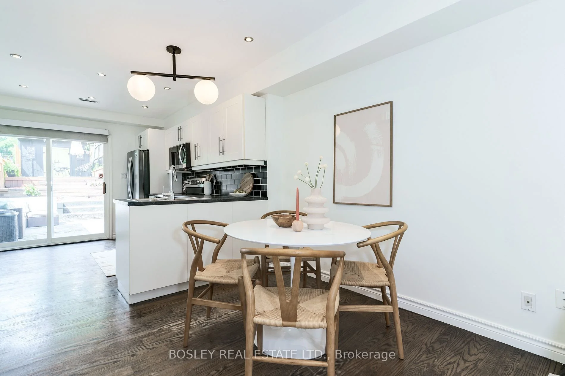 90 Walpole ave 4.jpg
