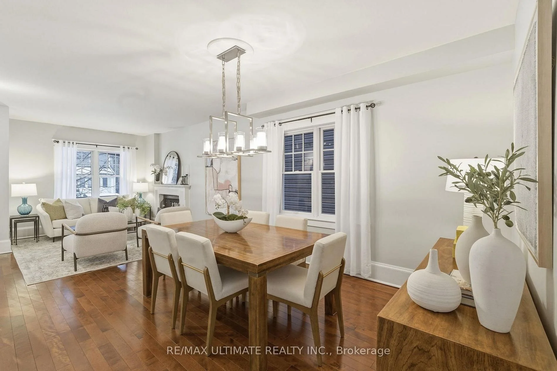 SPECIALIZED REAL ESTATE EXPERTISE IN THE BEACHES, LESLIEVIELLE AND THE GTA