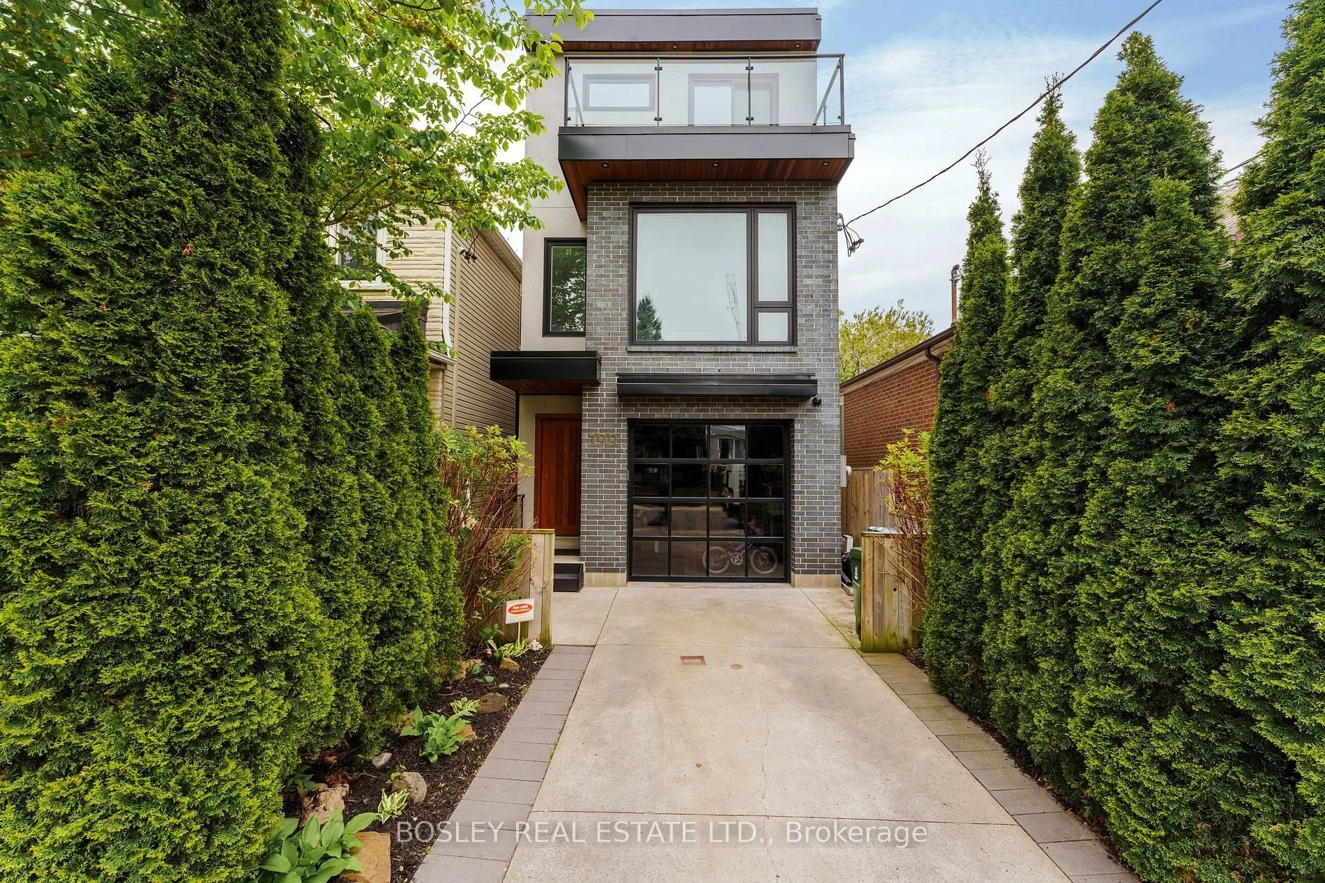199 Yarmouth Rd 1.jpg