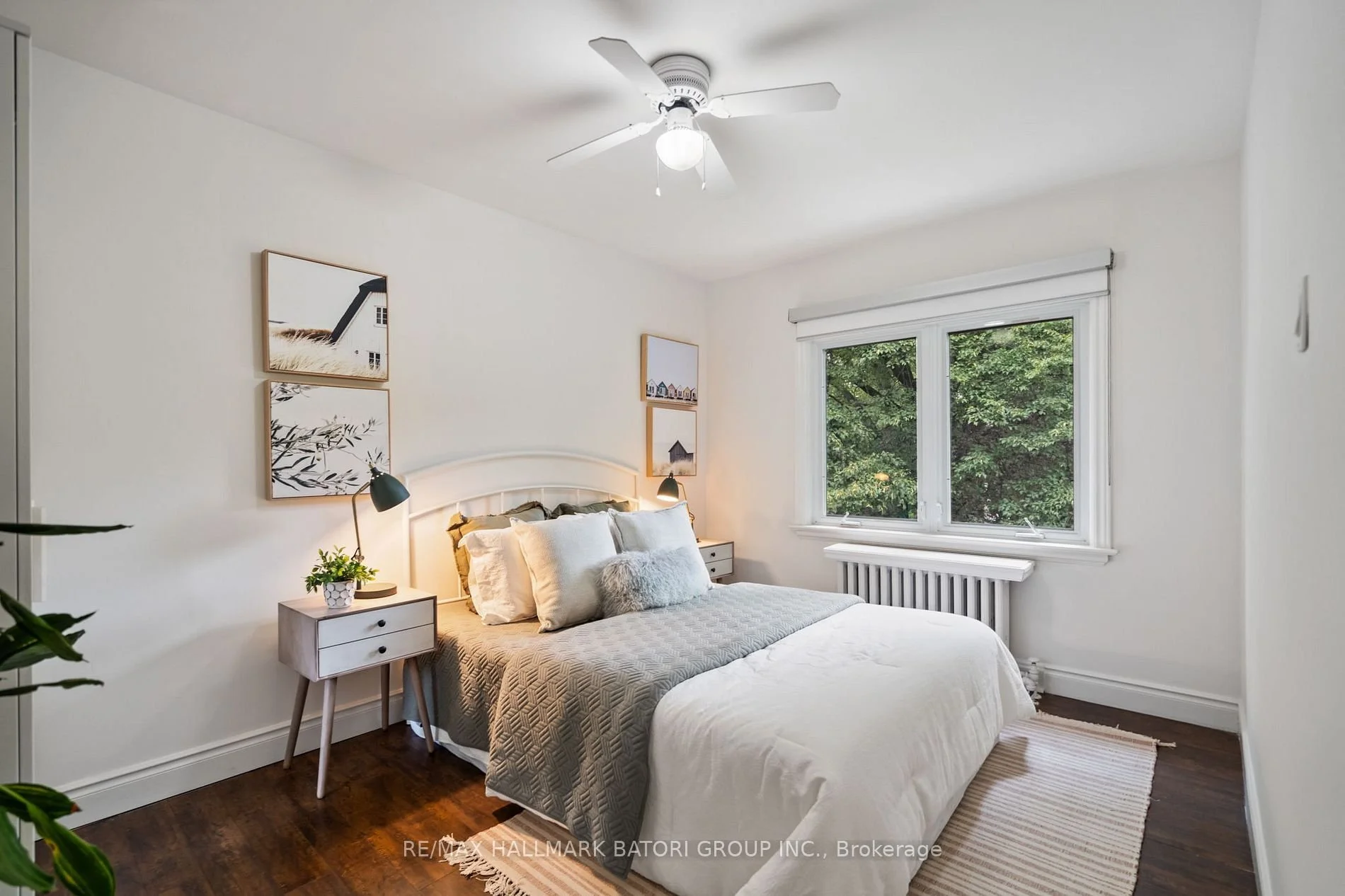 567 Roehampton Avenue 6.jpg
