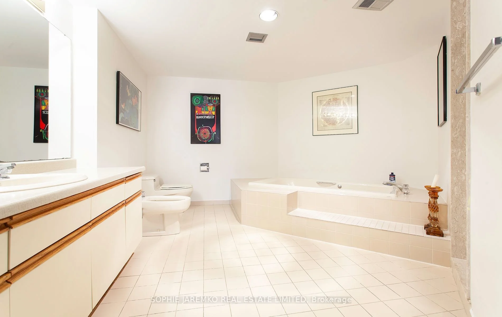 160 Frederick St 706 11.jpg