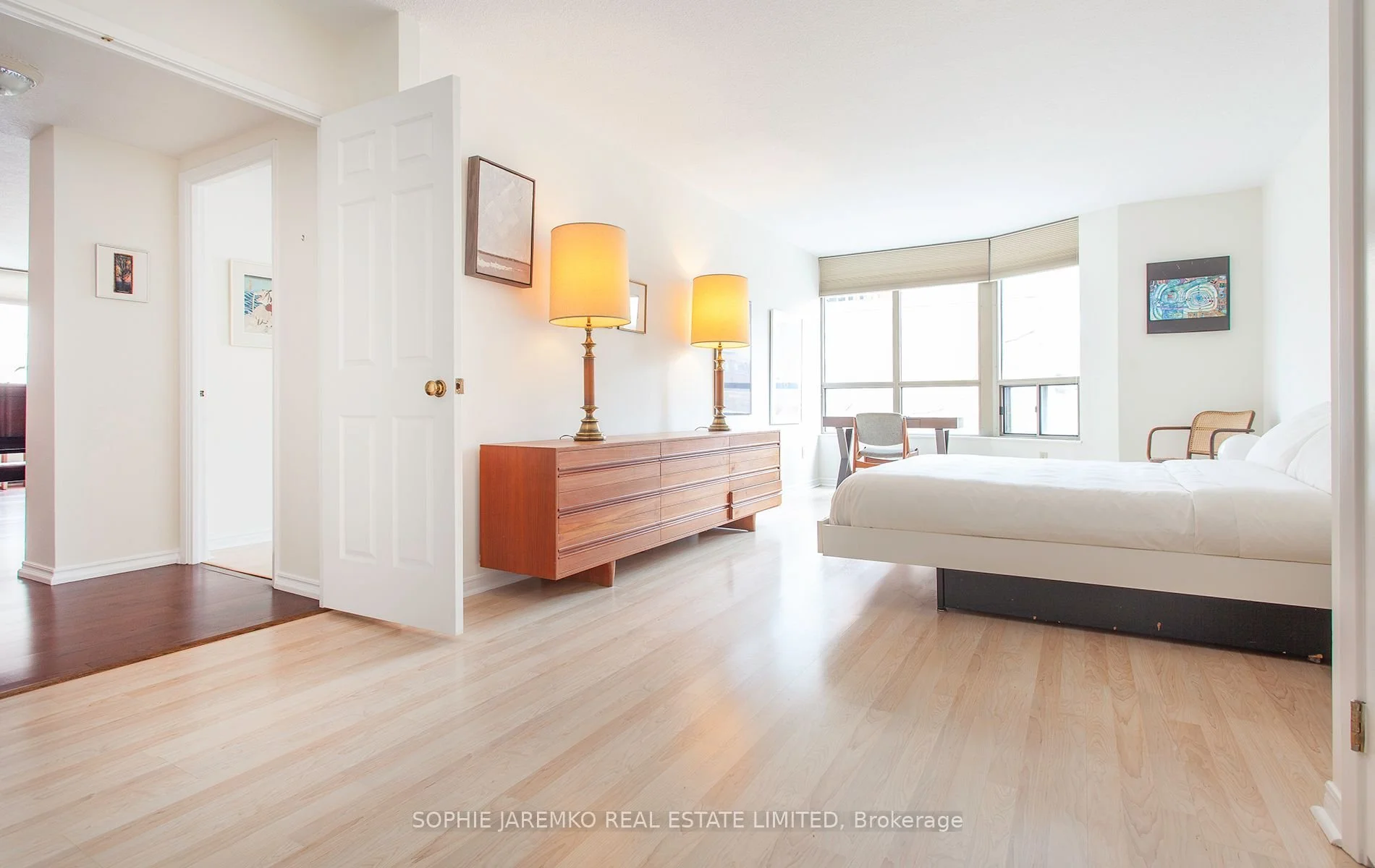 160 Frederick St 706 10.jpg